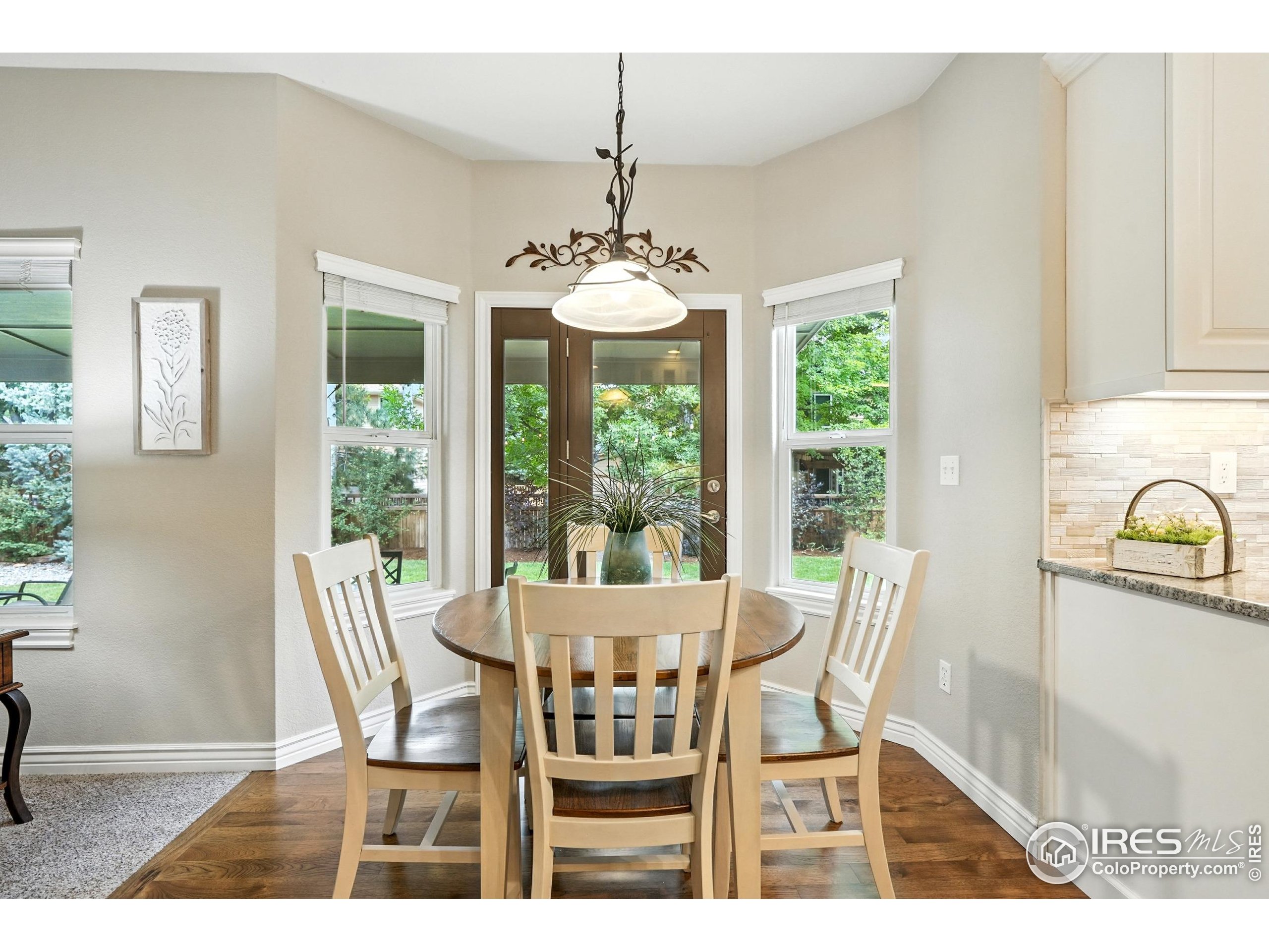 2443 Mallard Cir