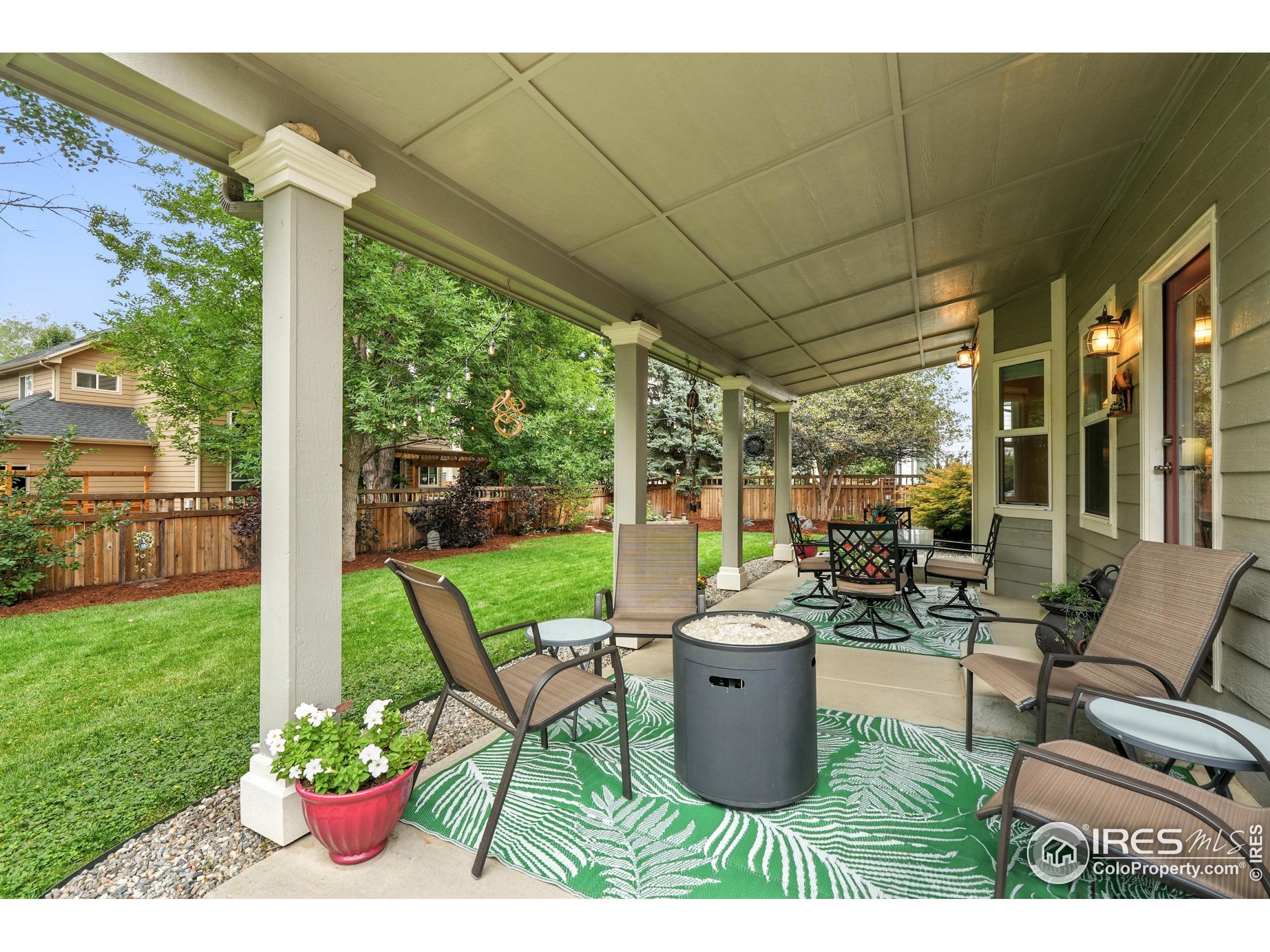 2443 Mallard Cir