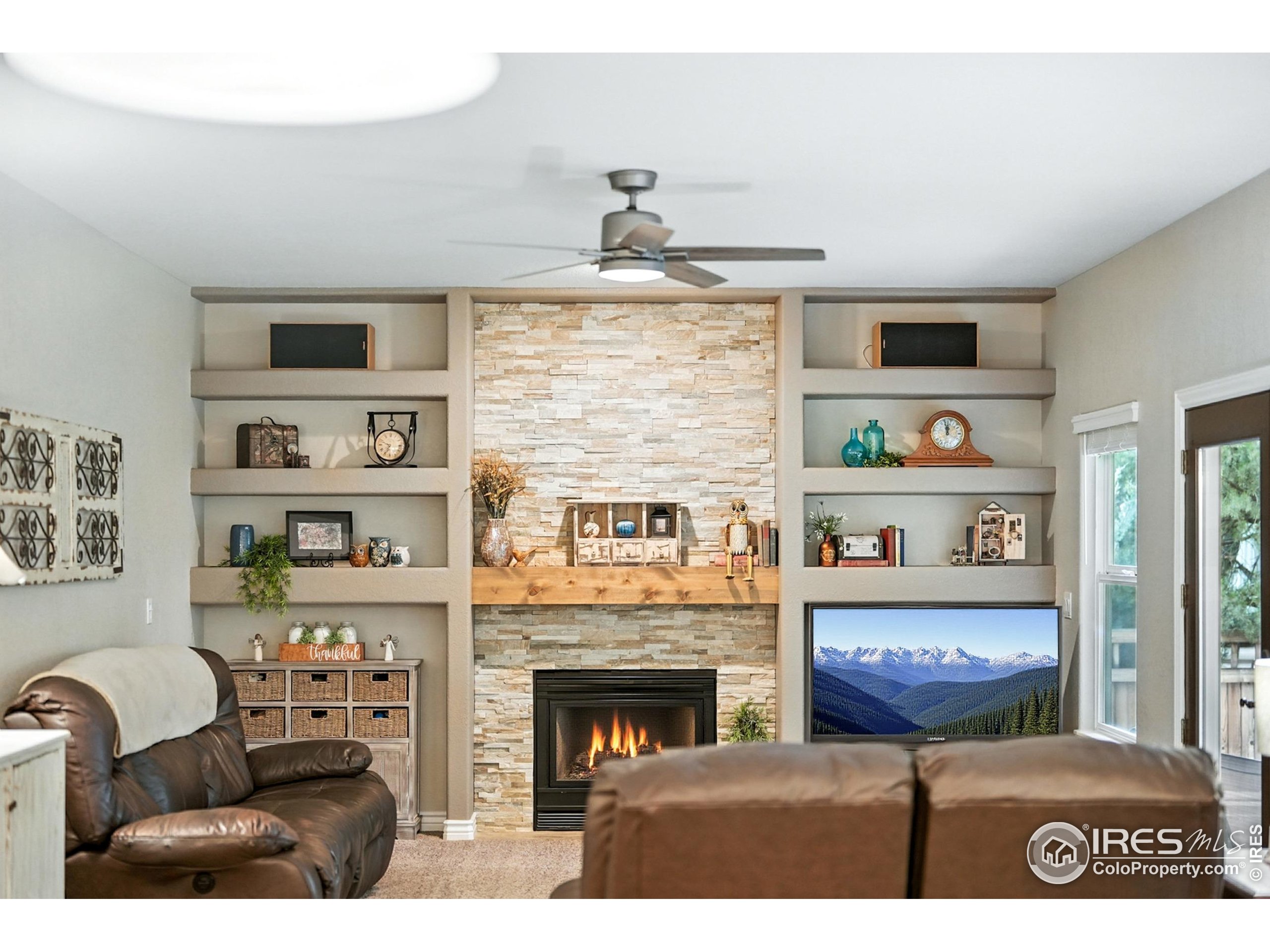 2443 Mallard Cir