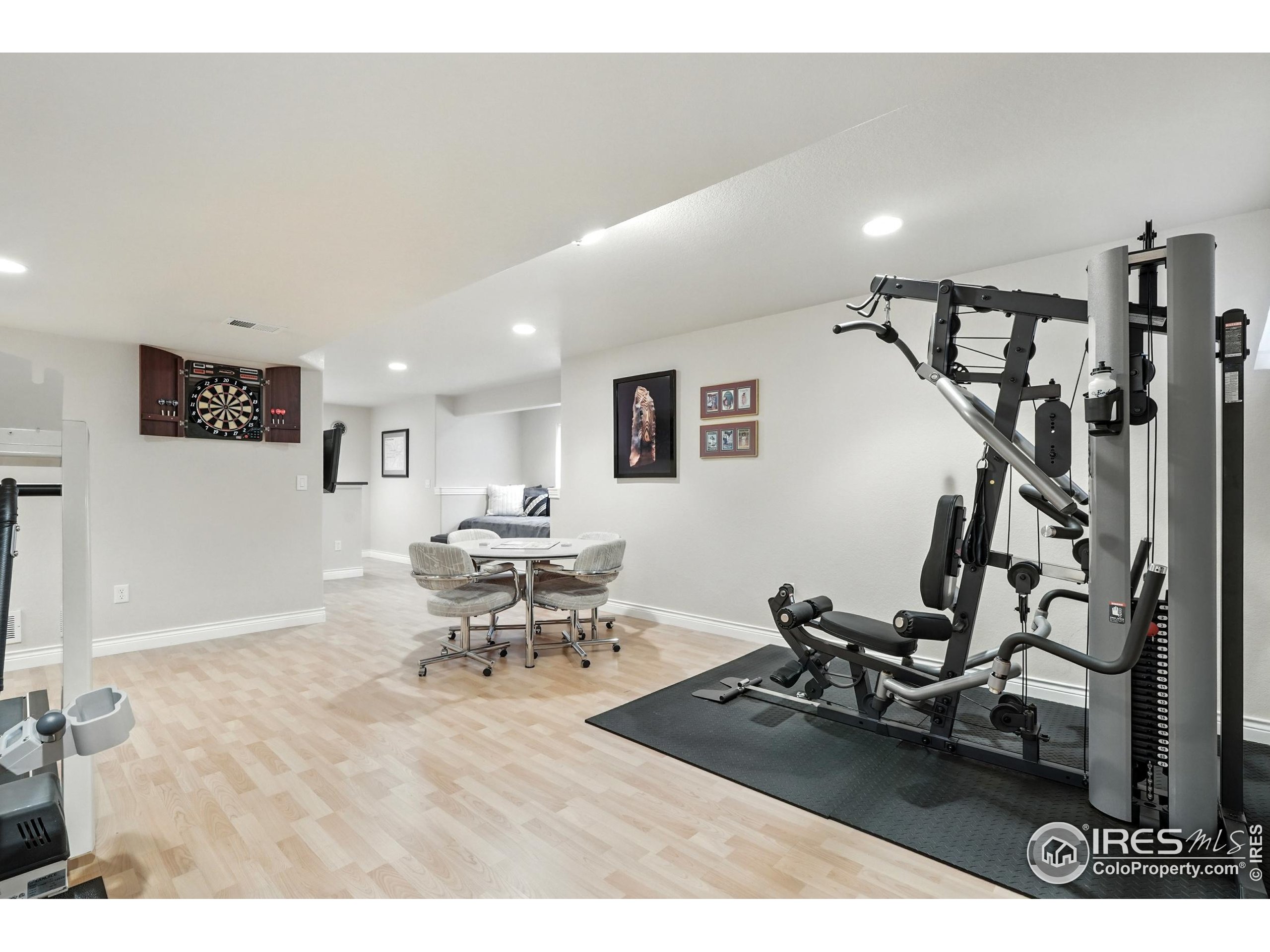 802 Neon Forest Cir