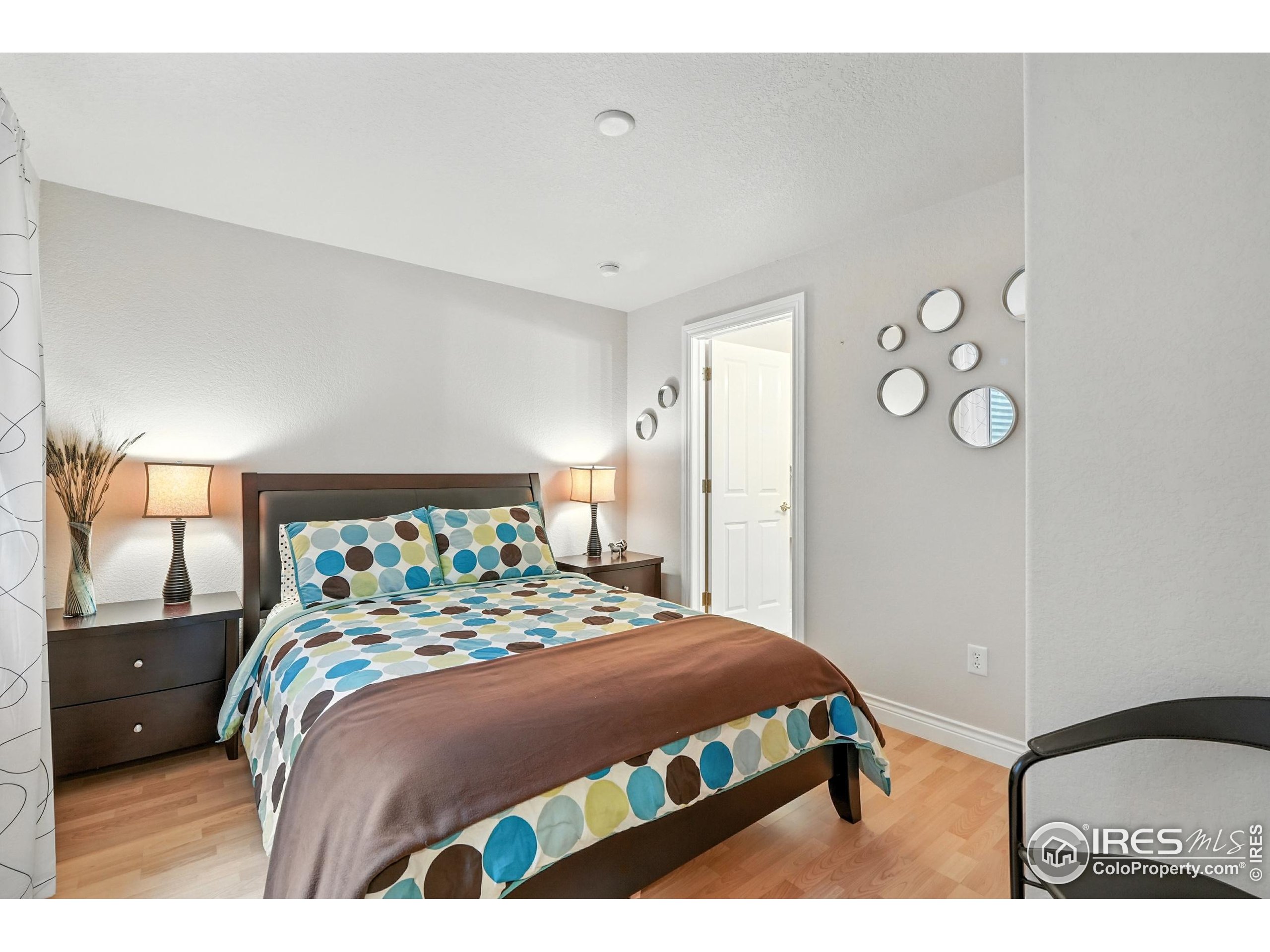 802 Neon Forest Cir