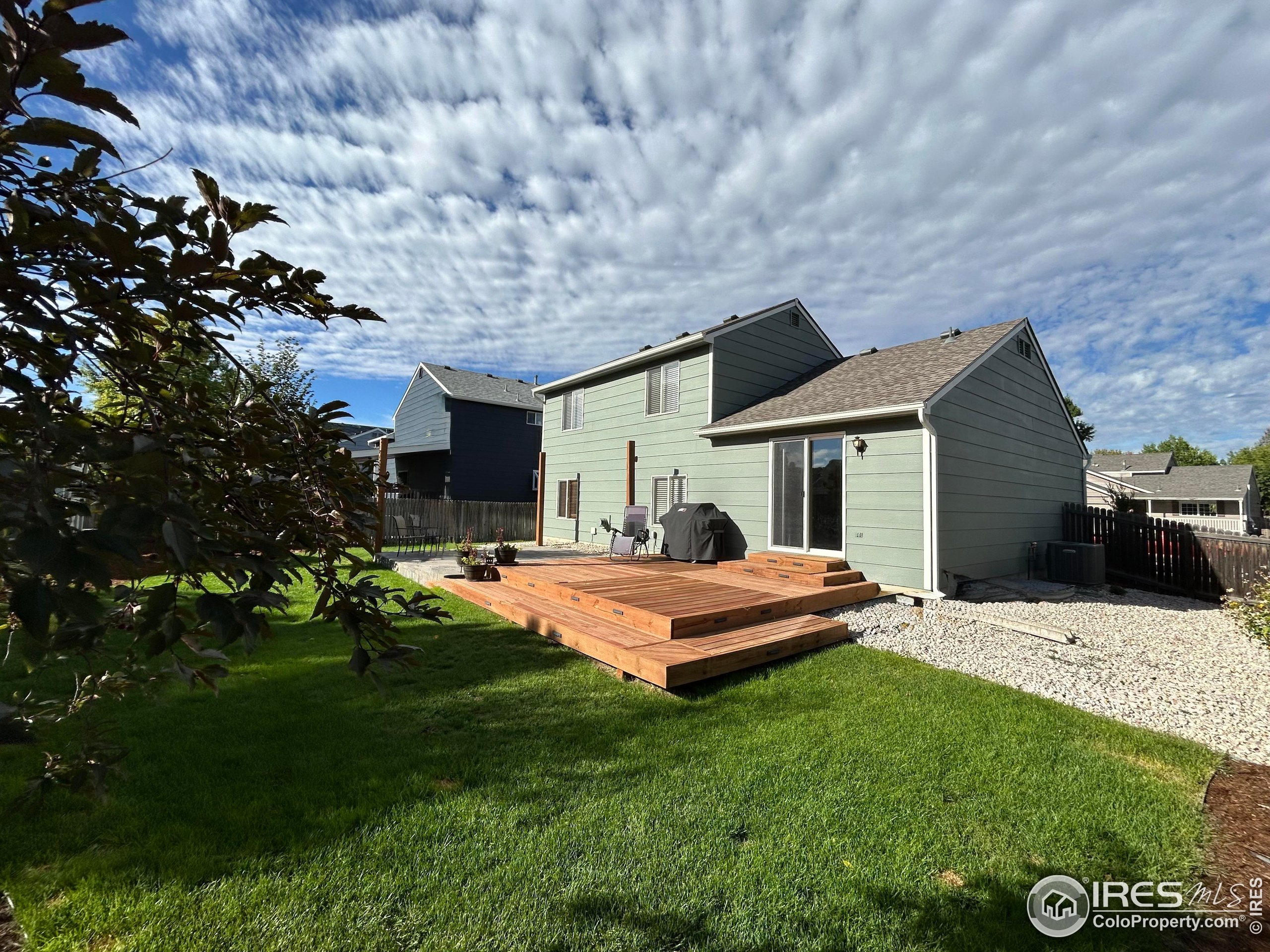 1504 Pinewood Ct