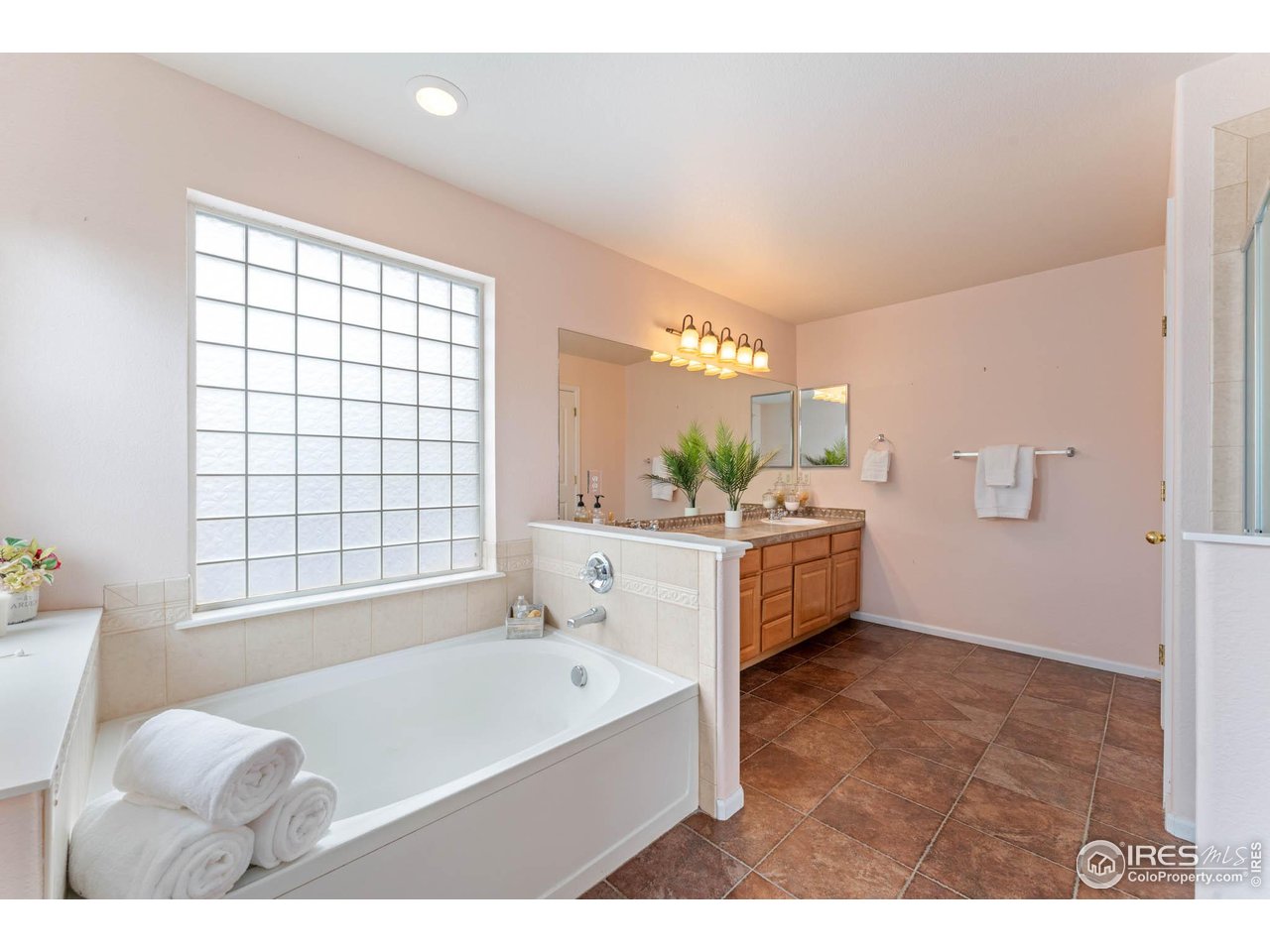 1914 Rannoch Dr Longmont