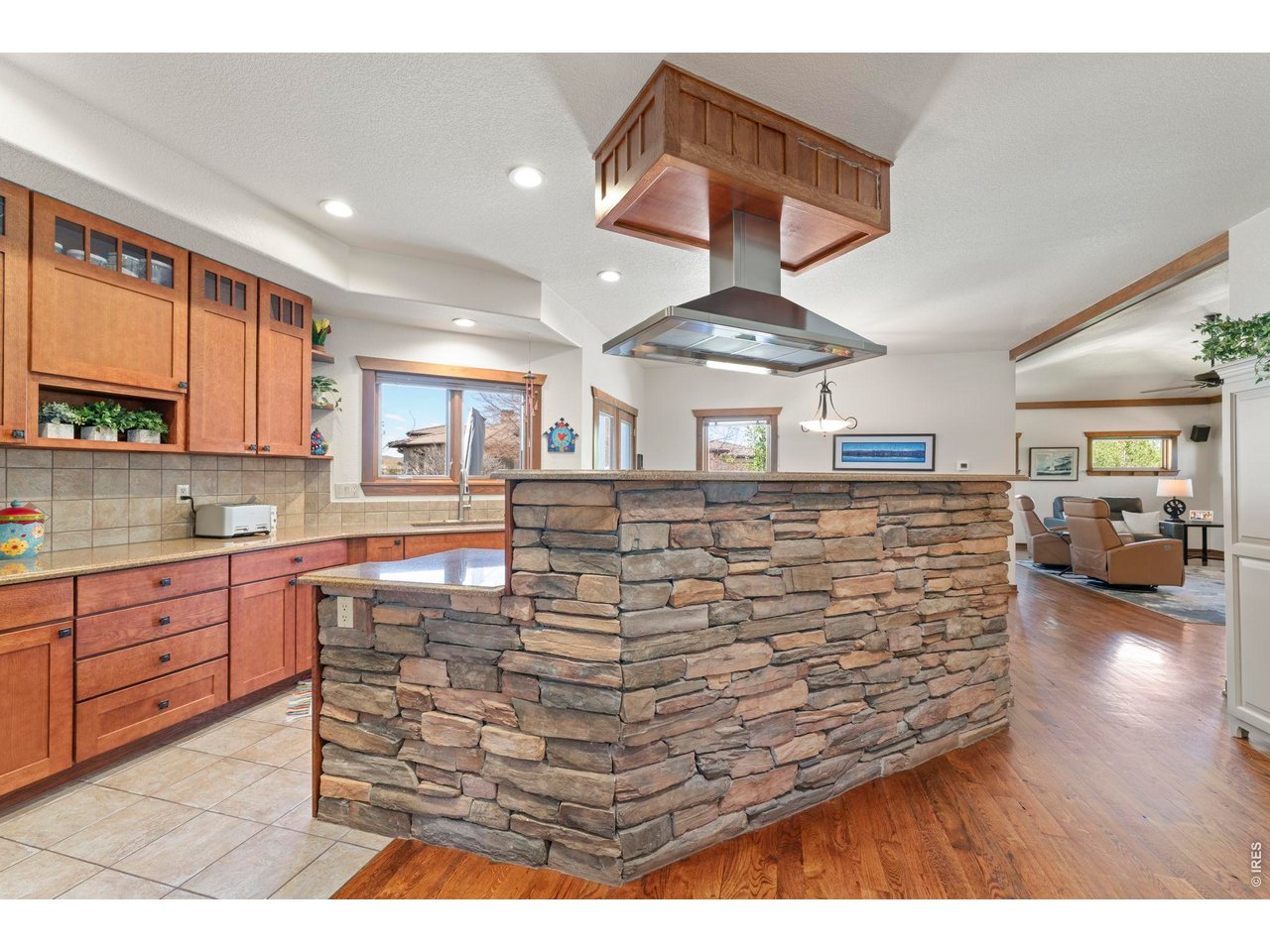 8857 Prairie Knoll Dr