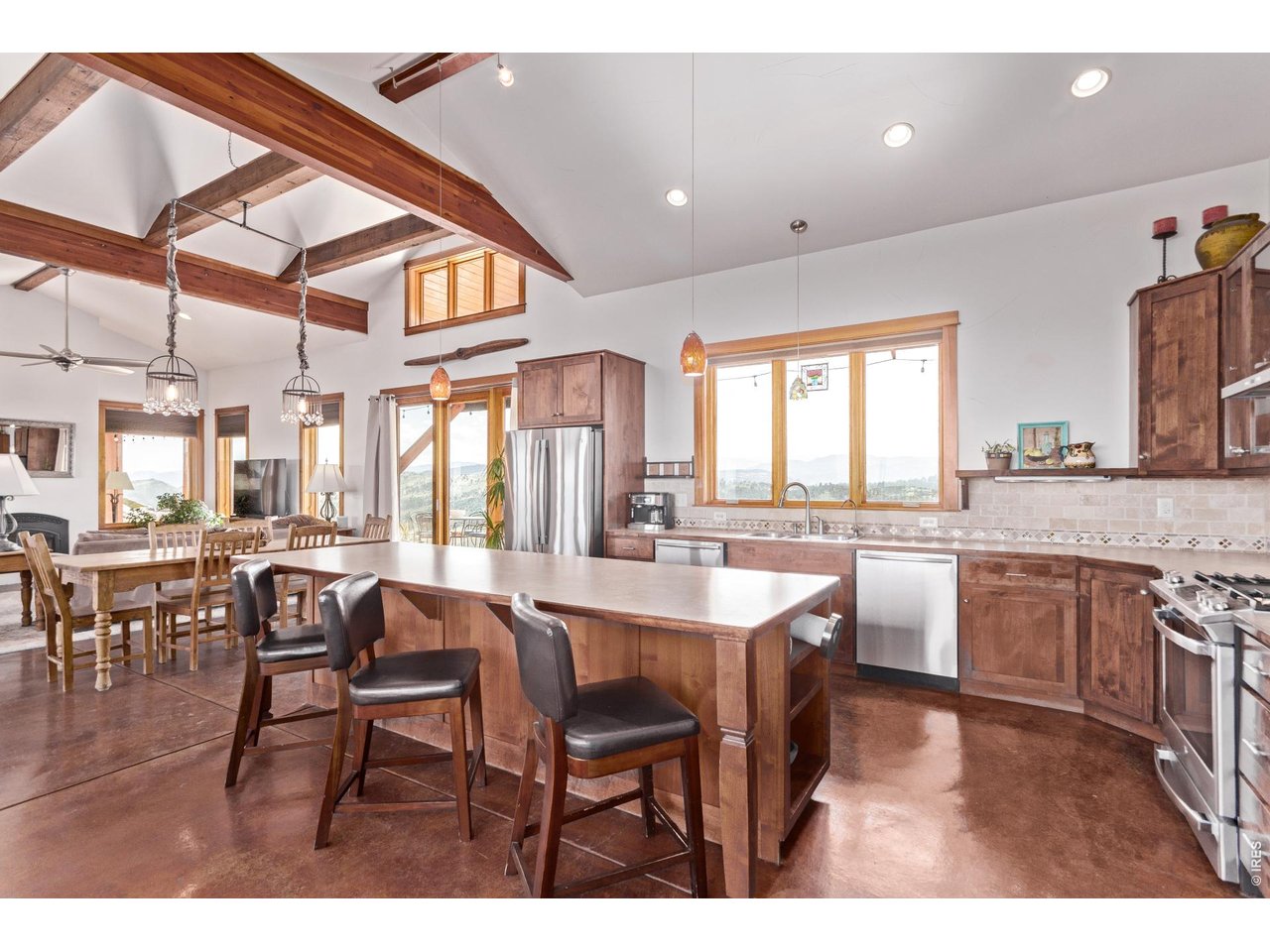 399 Northview Rd