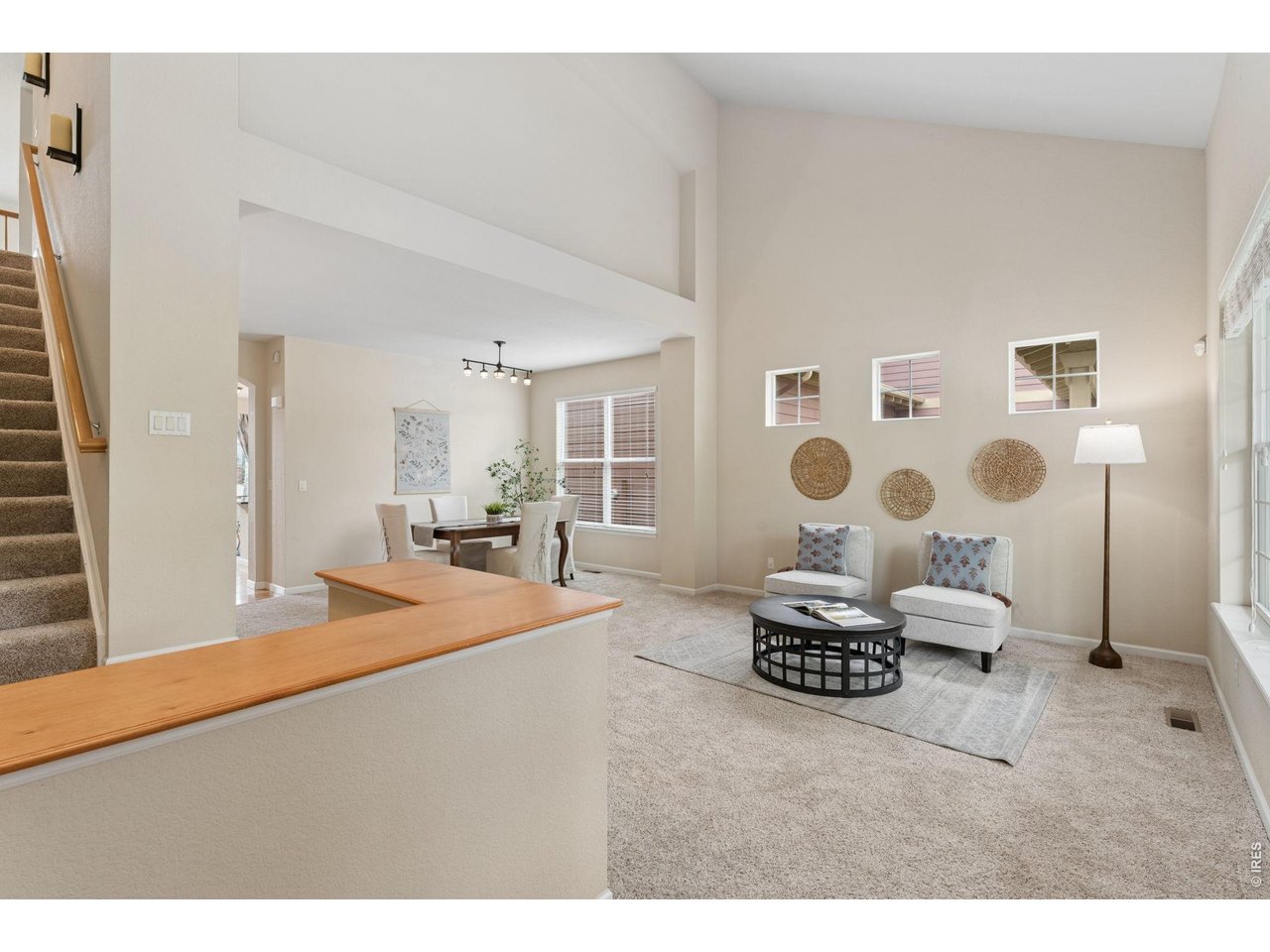 2205 Creekside Dr