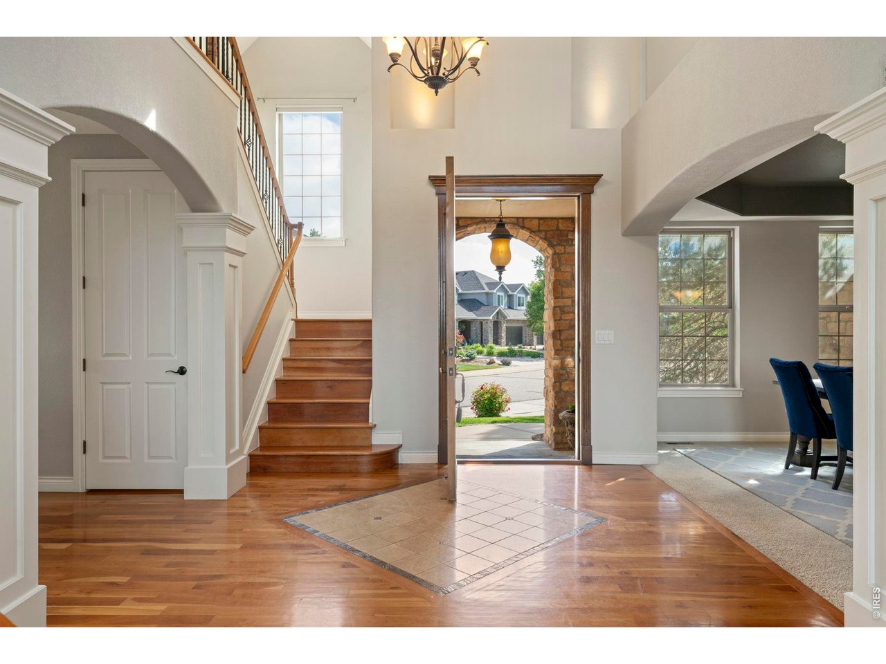 1757 Montgomery Cir