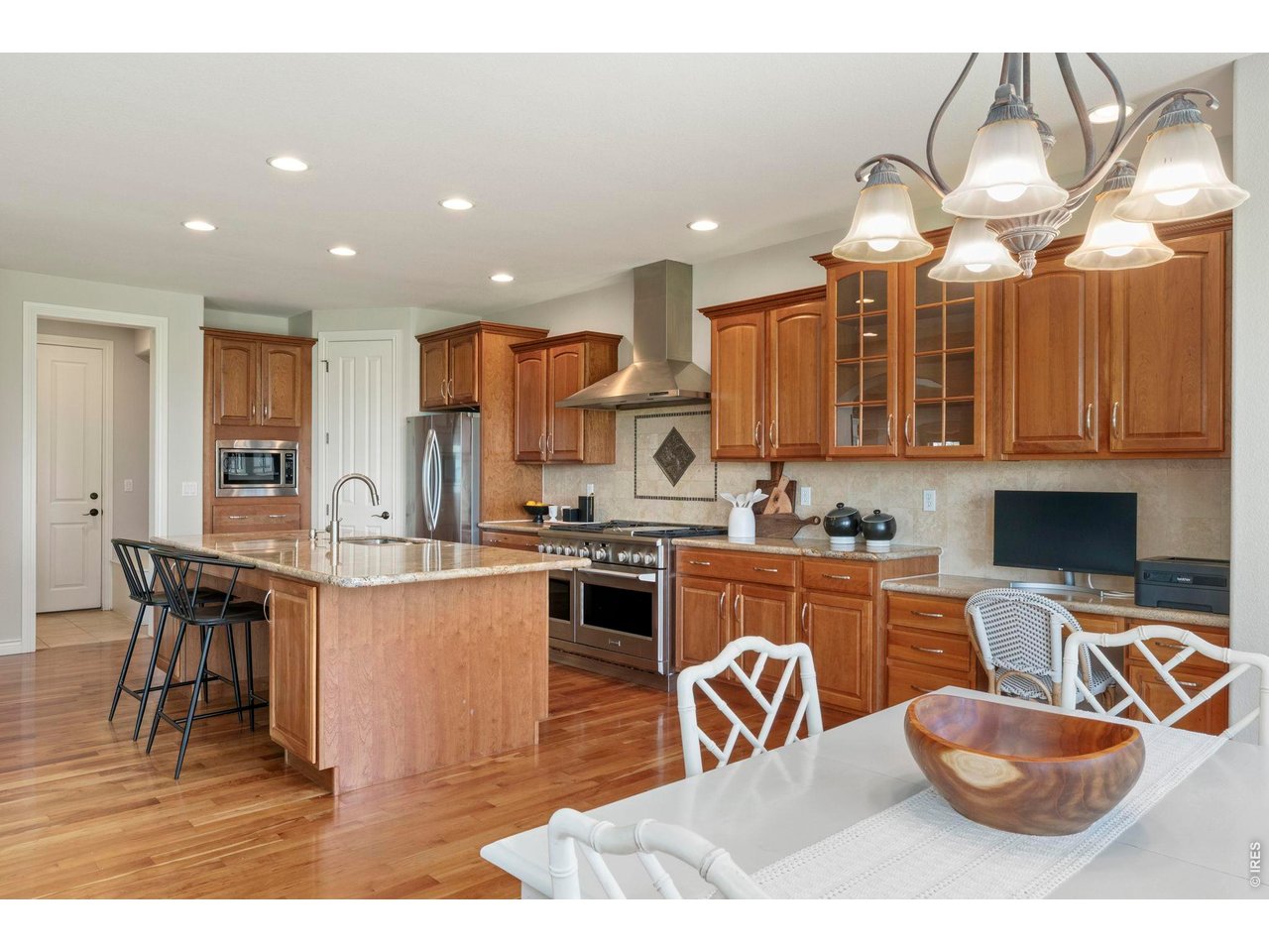 1757 Montgomery Cir
