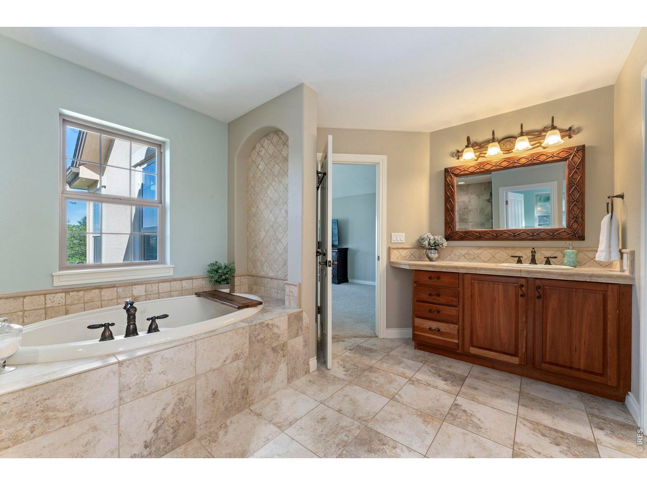 1757 Montgomery Cir