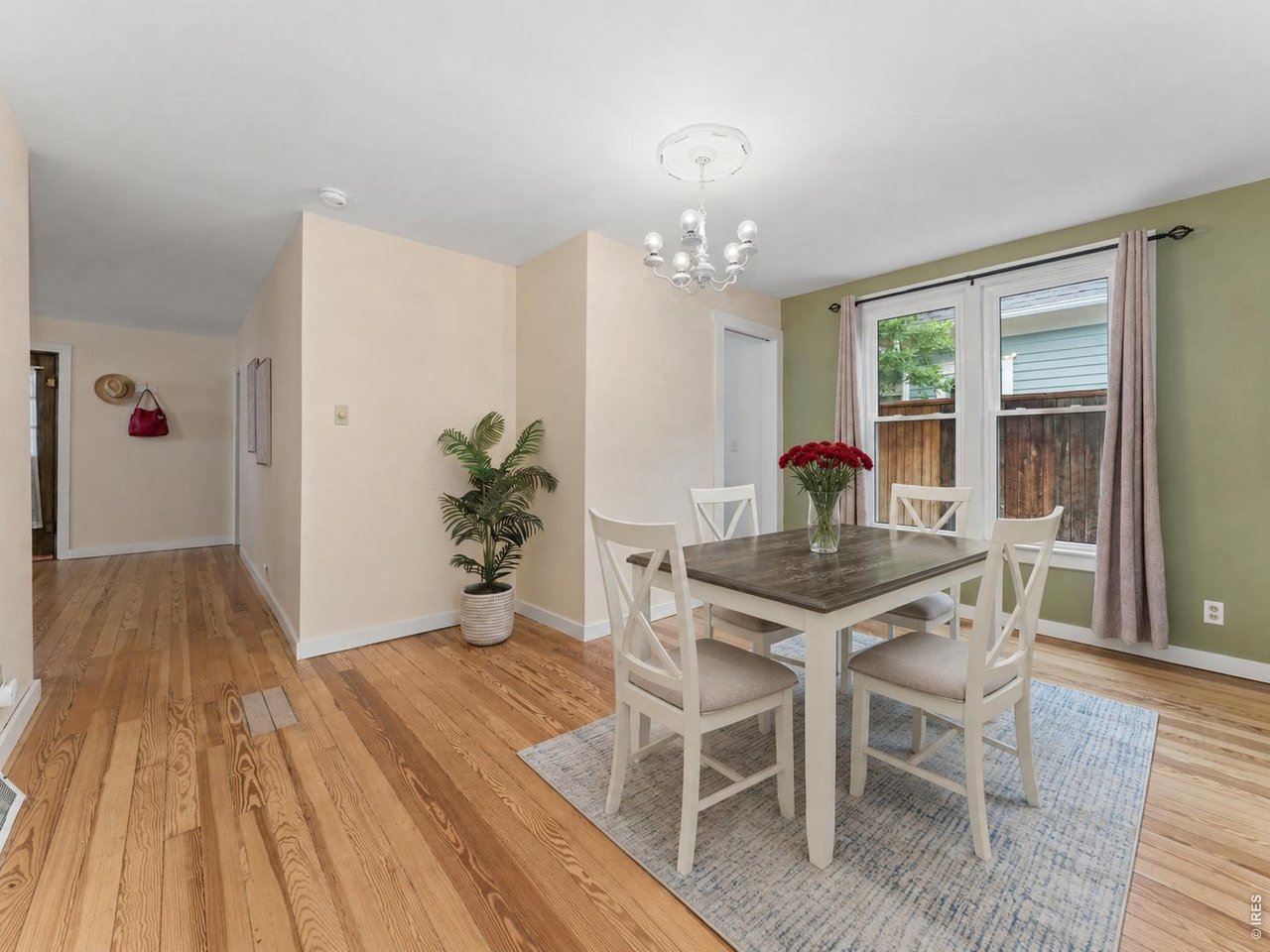 638 Welch Ave