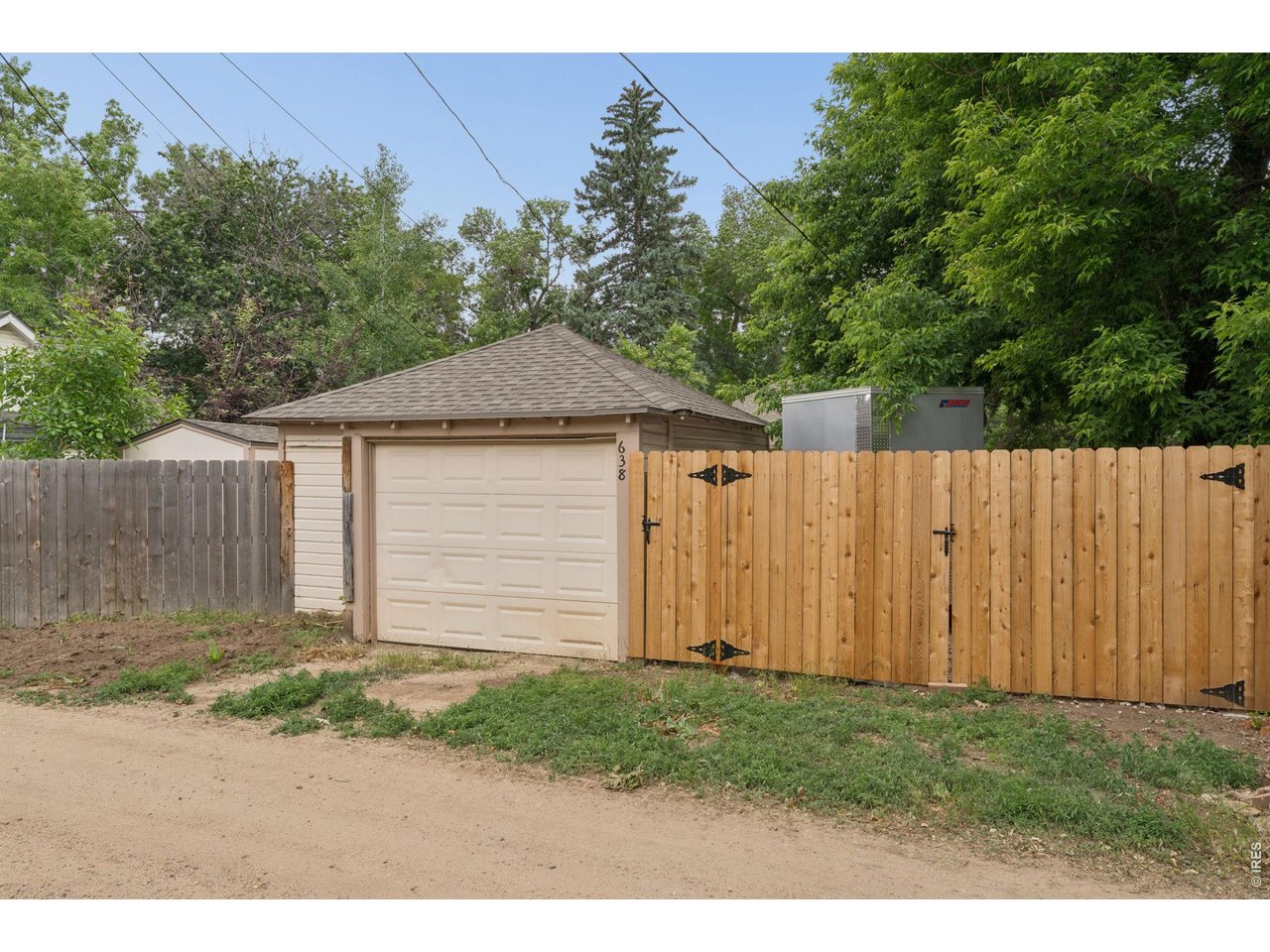 638 Welch Ave