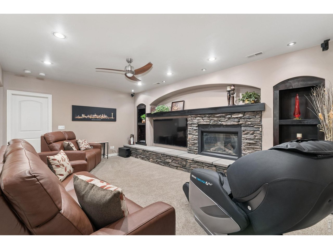 1848 Sundance Dr