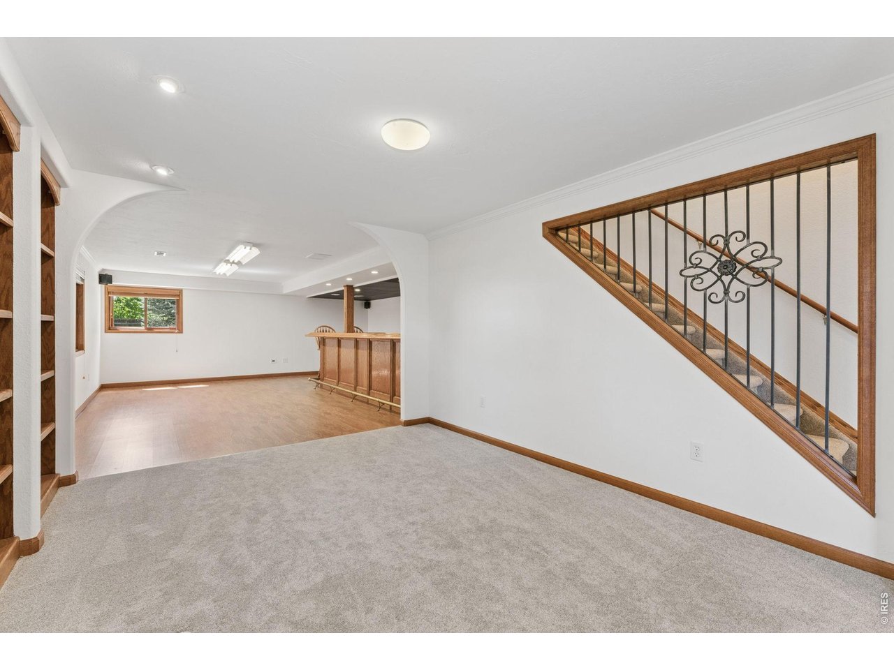 2413 Willow Ln