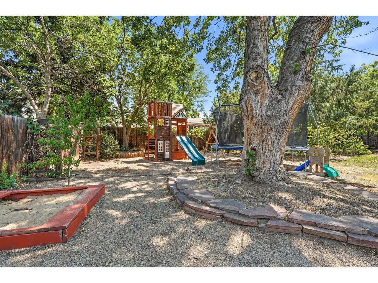 14 Princeton Cir