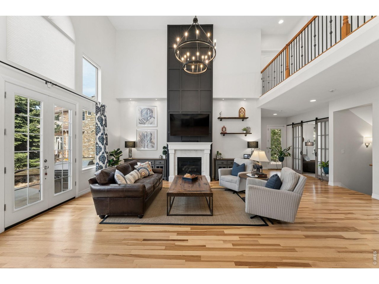 1744 Montgomery Cir