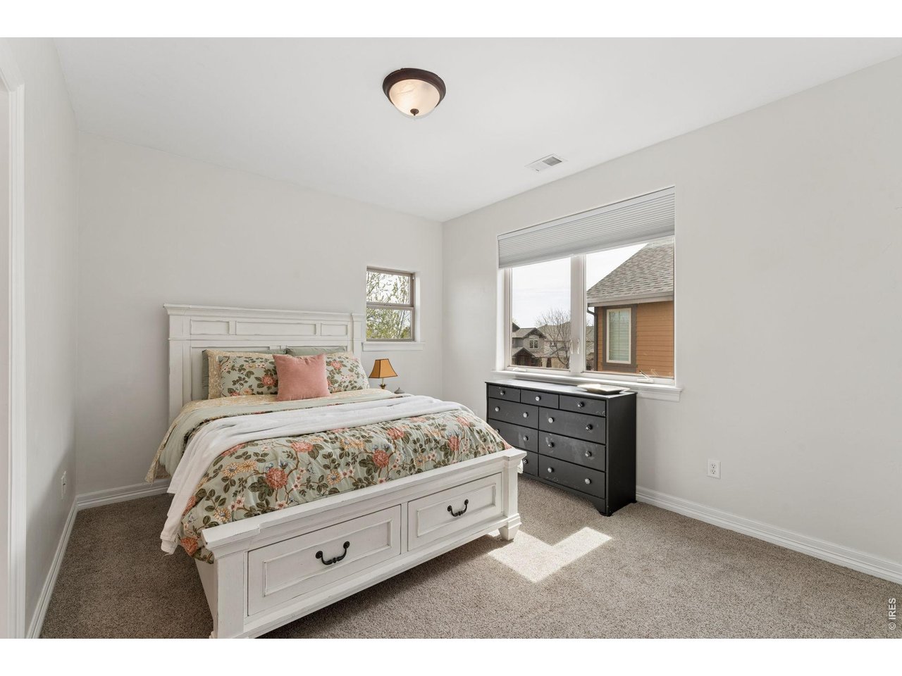 1744 Montgomery Cir