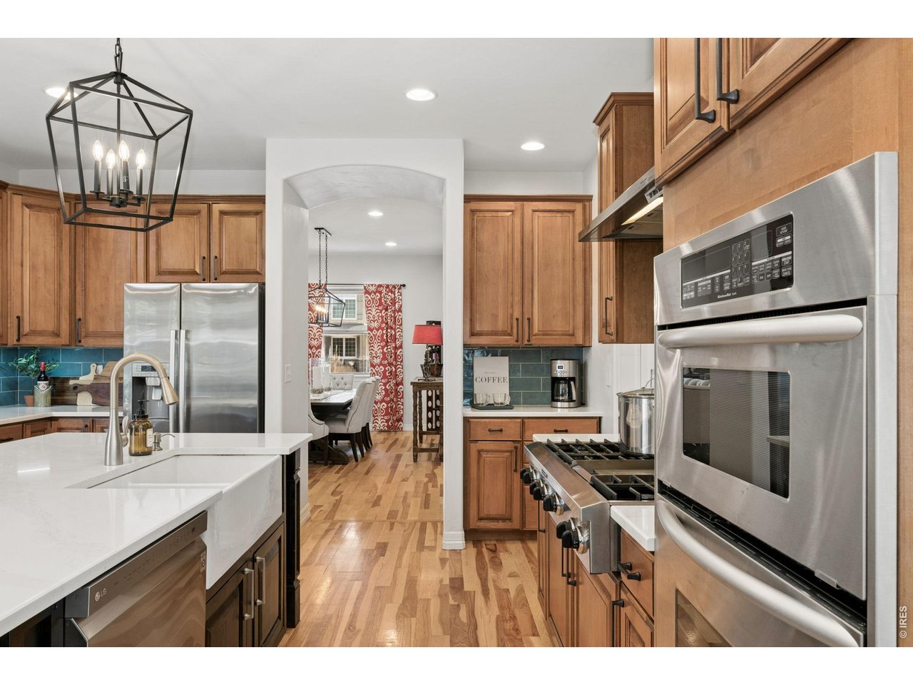 1744 Montgomery Cir