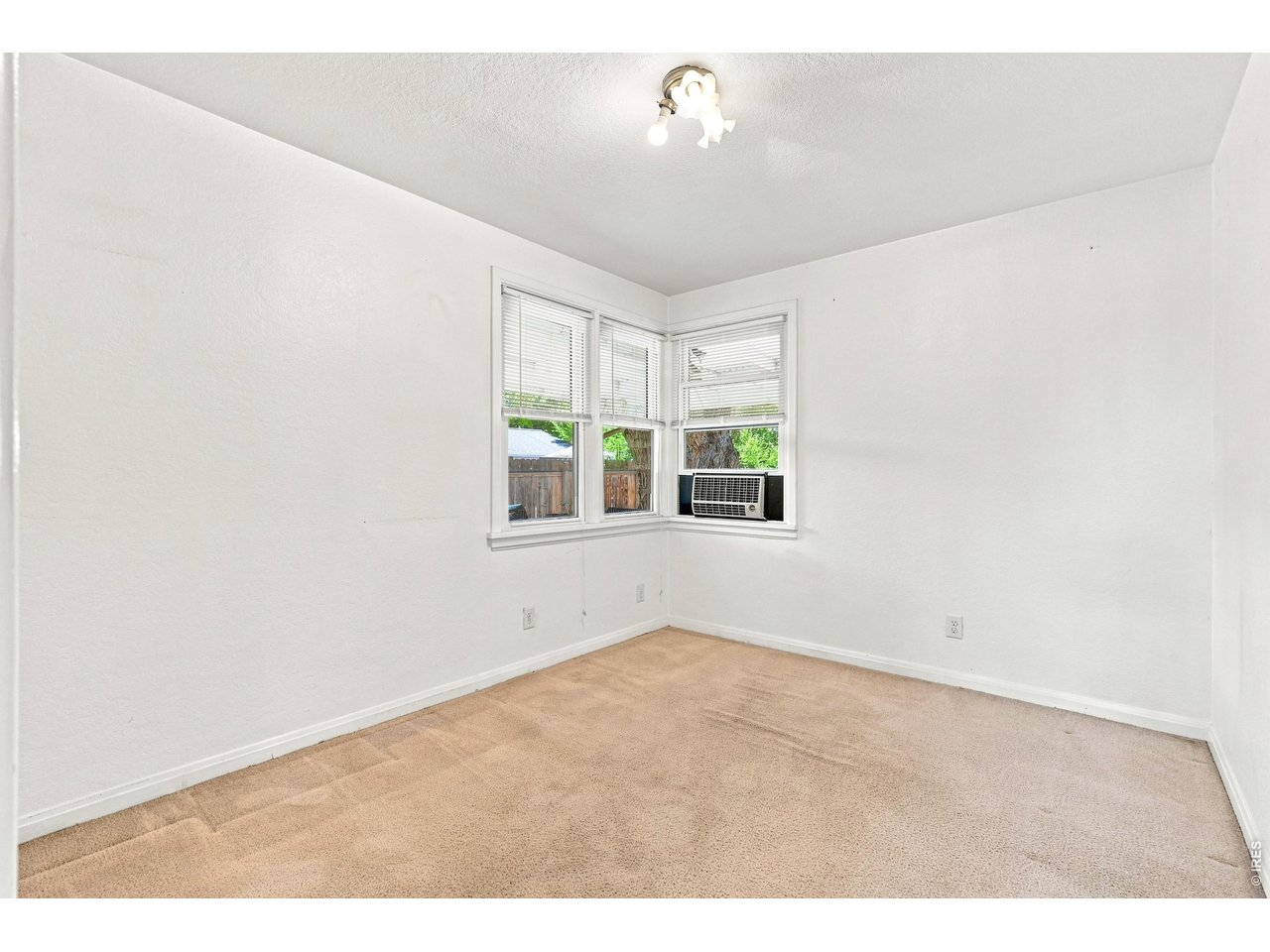 1513 9th Ave