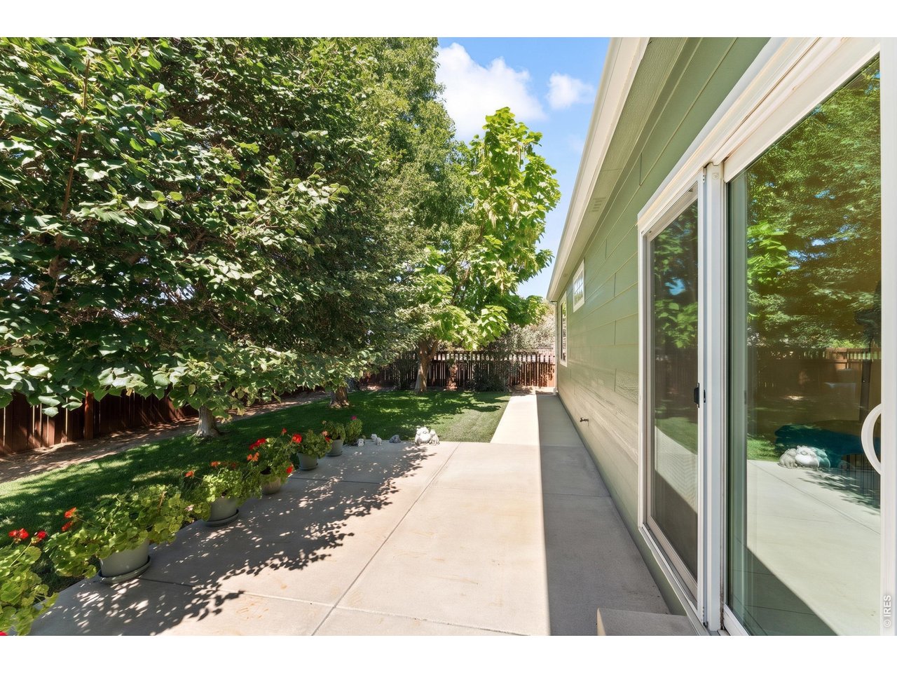23 Gaviota Ave