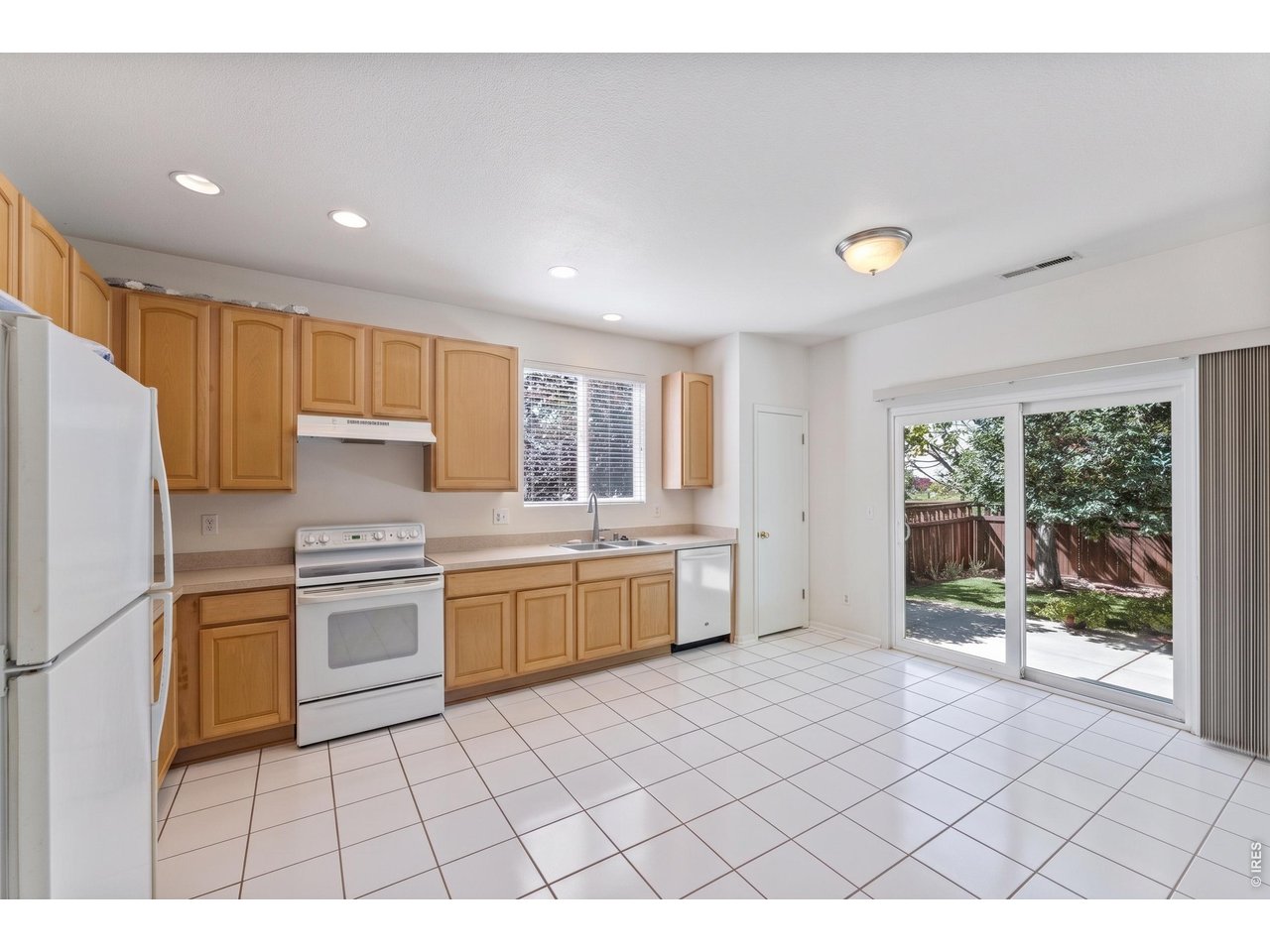 23 Gaviota Ave