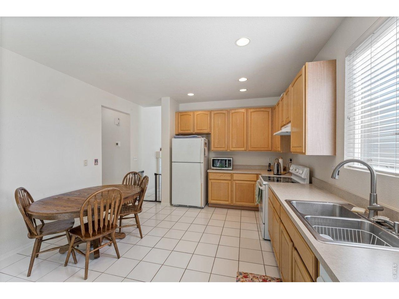 23 Gaviota Ave