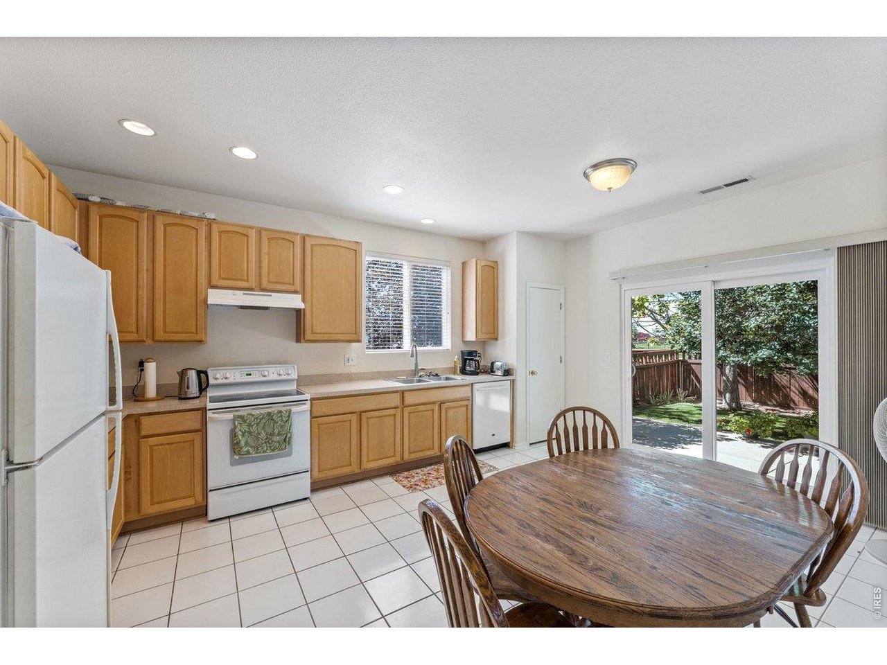 23 Gaviota Ave