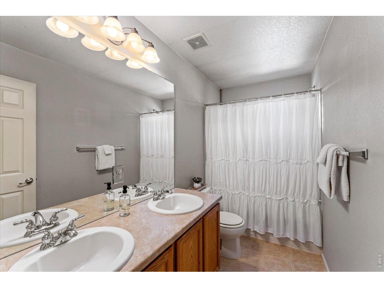 228 Muscovey Ln