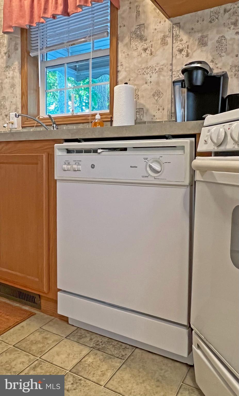 20087 ATLANTIC AVENUE F-105