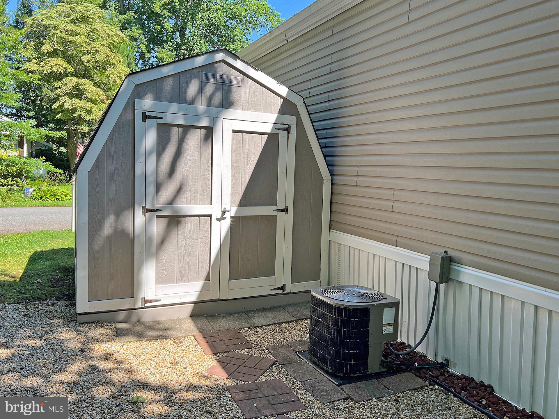 20087 ATLANTIC AVENUE F-105