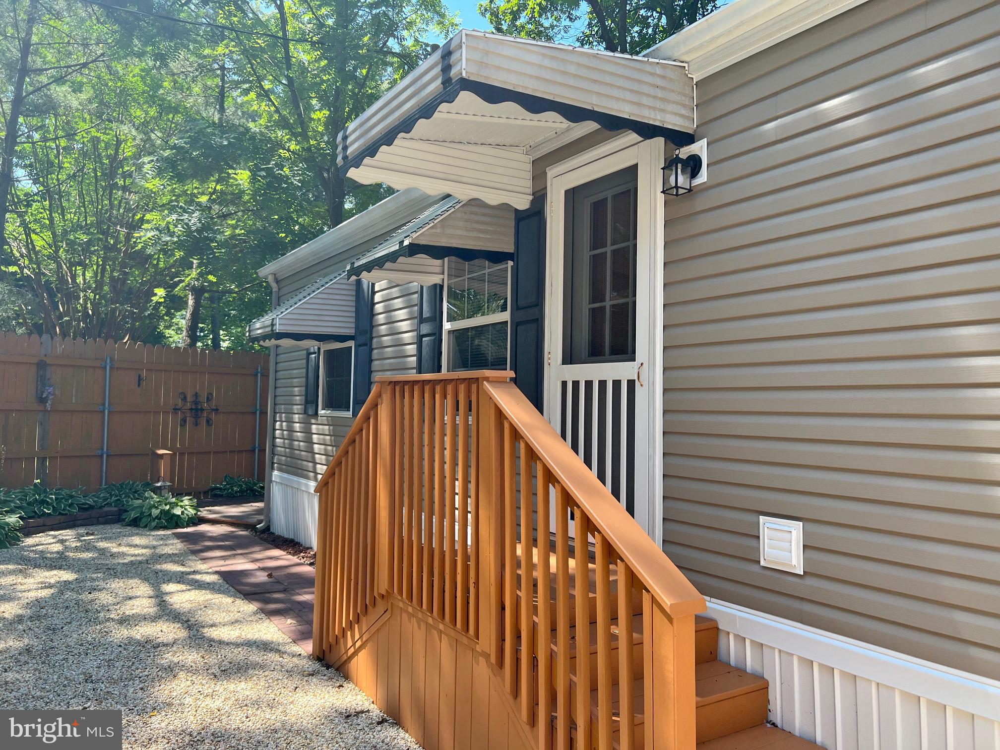 20087 ATLANTIC AVENUE F-105