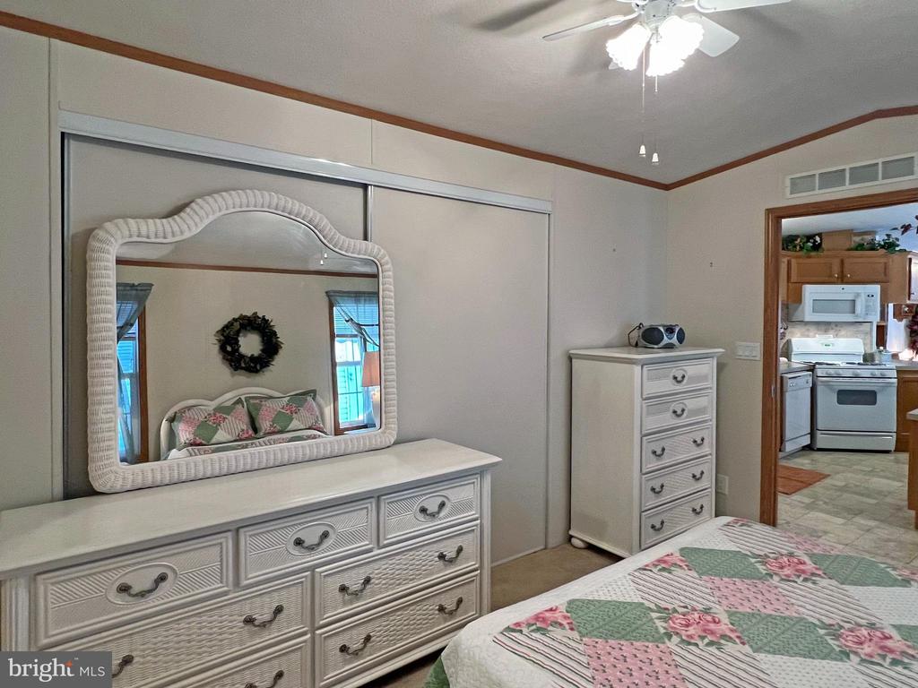 20087 ATLANTIC AVENUE F-105