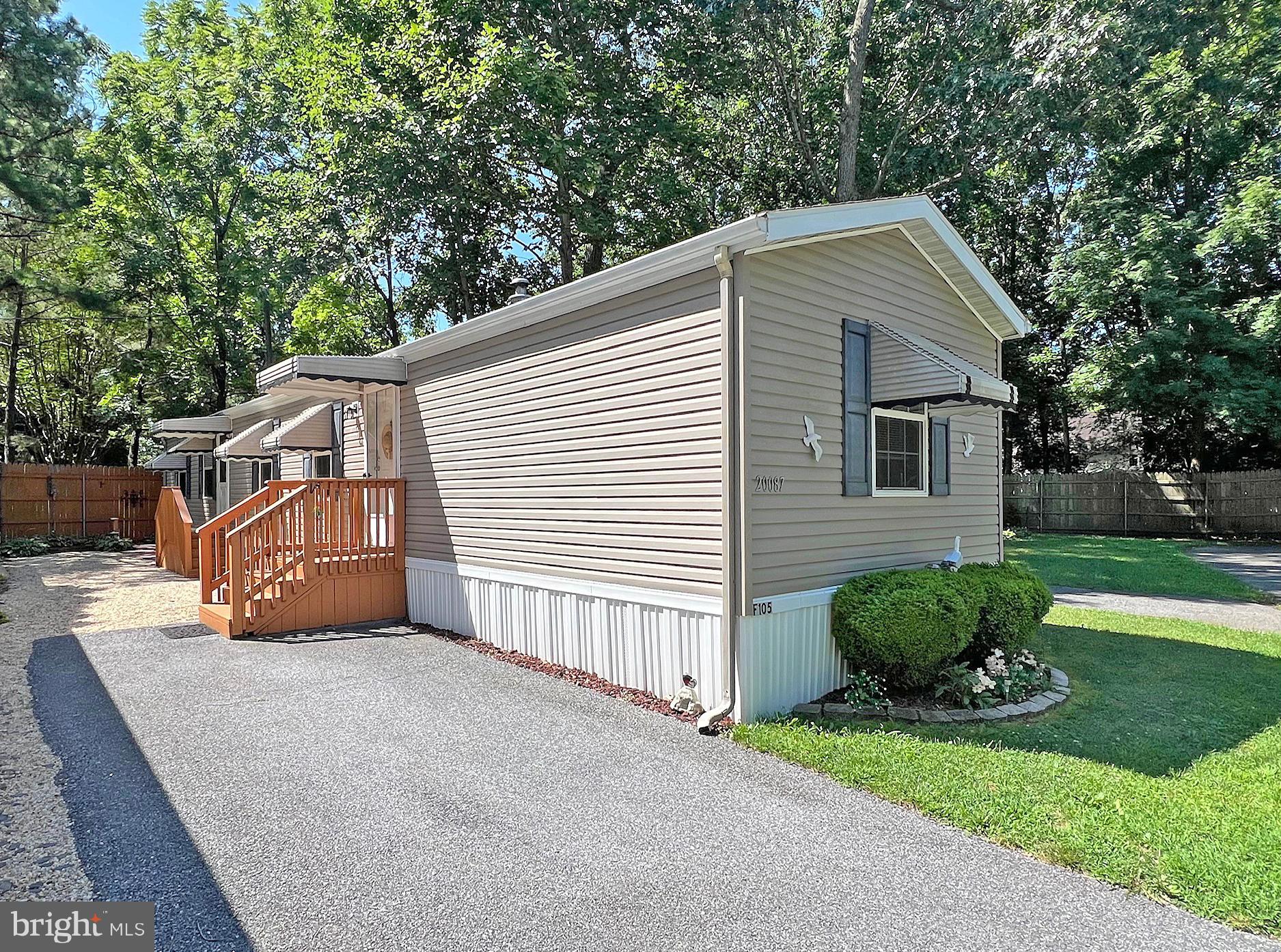 20087 ATLANTIC AVENUE F-105