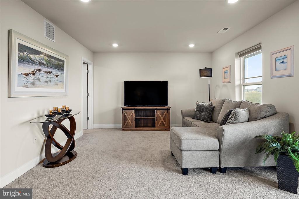 35372 WRIGHT WAY