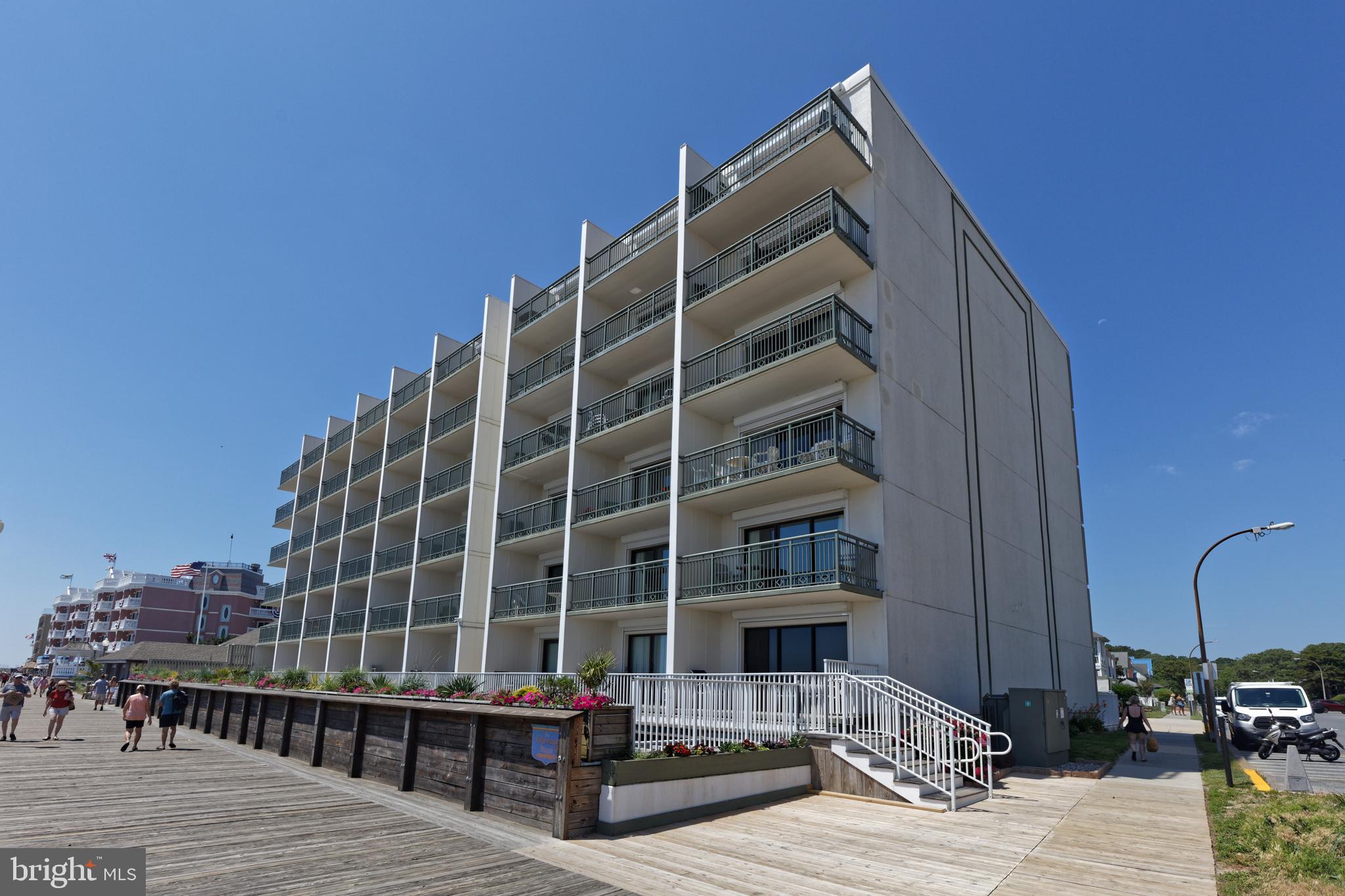 2 N VIRGINIA AVENUE 524