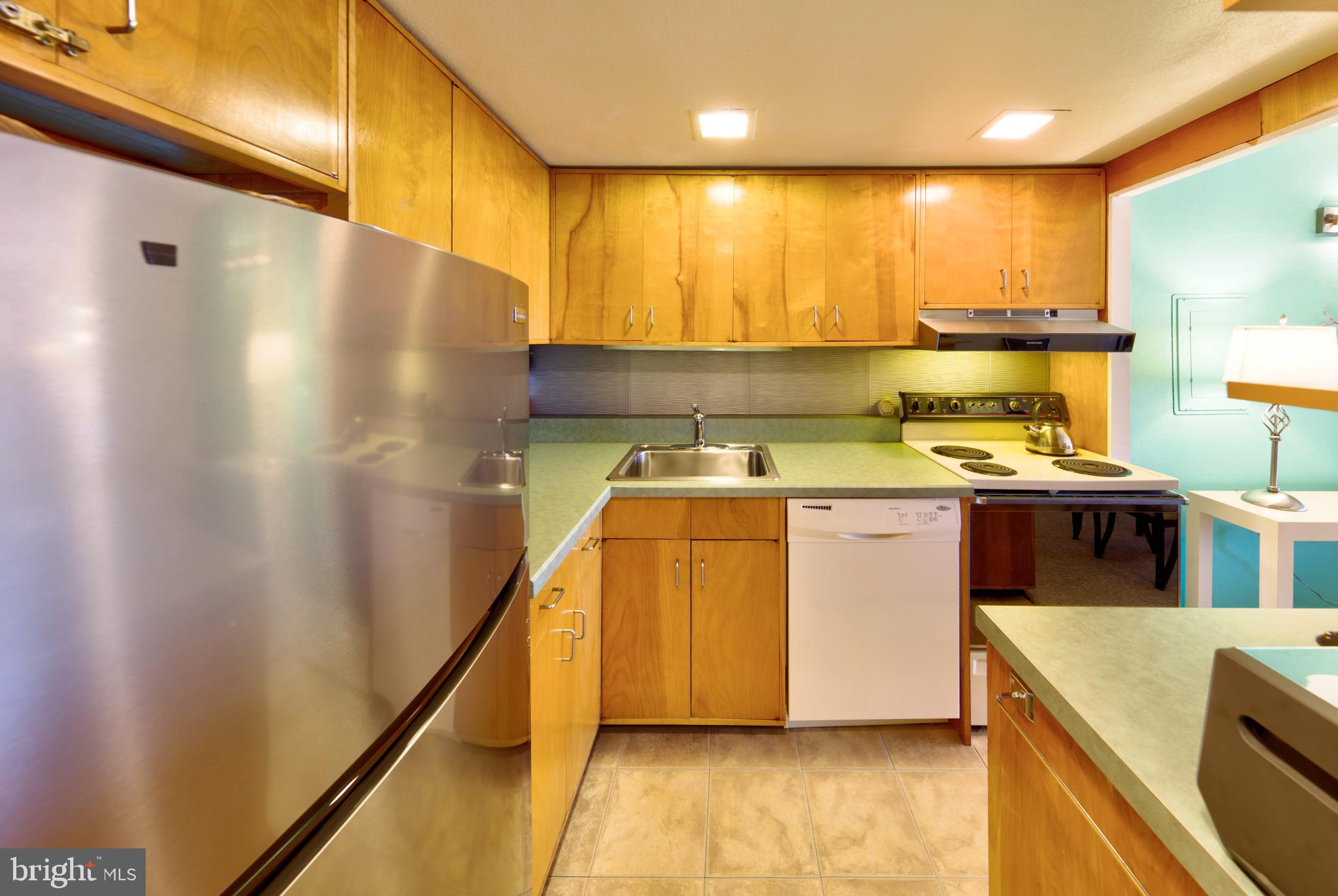 2 N VIRGINIA AVENUE 524