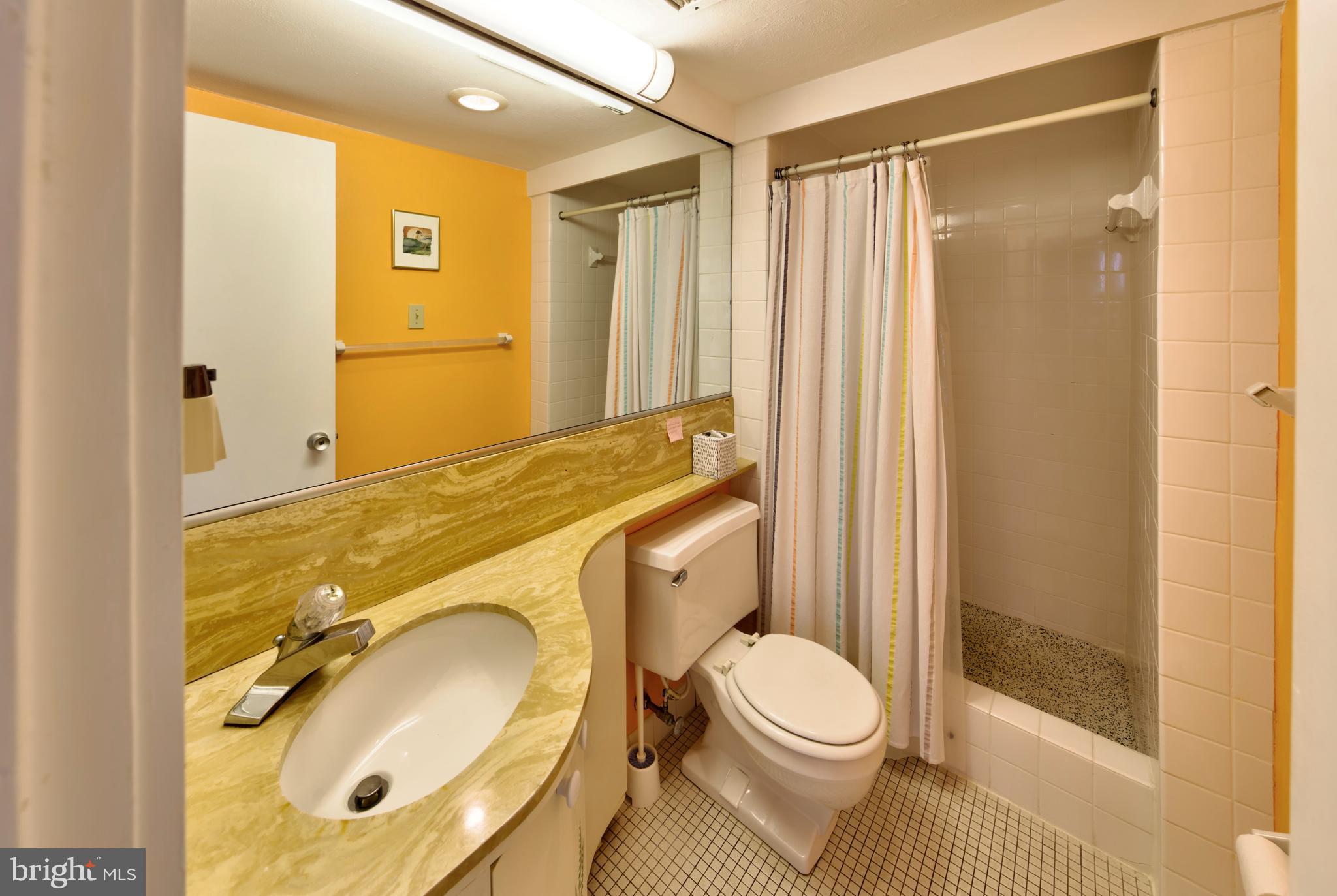 2 N VIRGINIA AVENUE 524