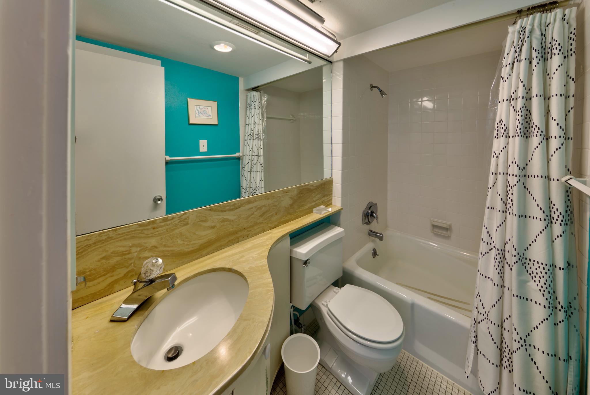 2 N VIRGINIA AVENUE 524