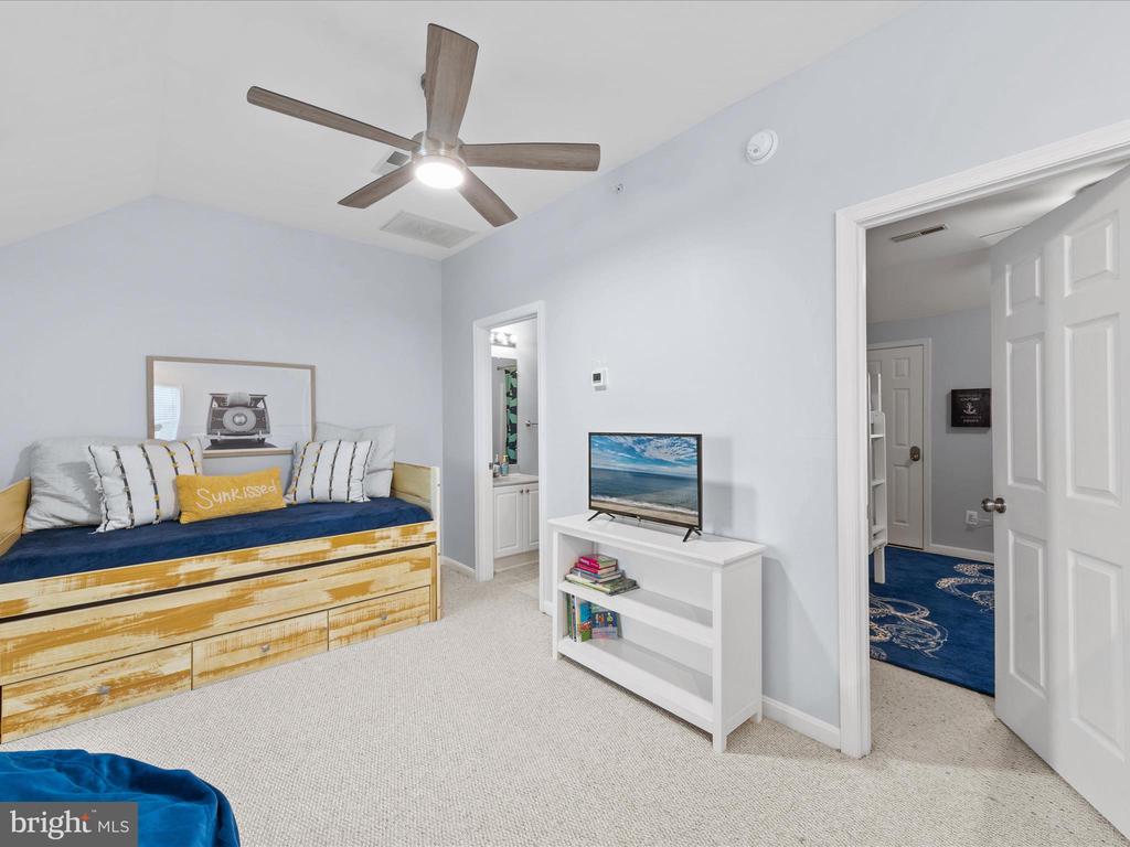 4201 SAND PIPER DRIVE