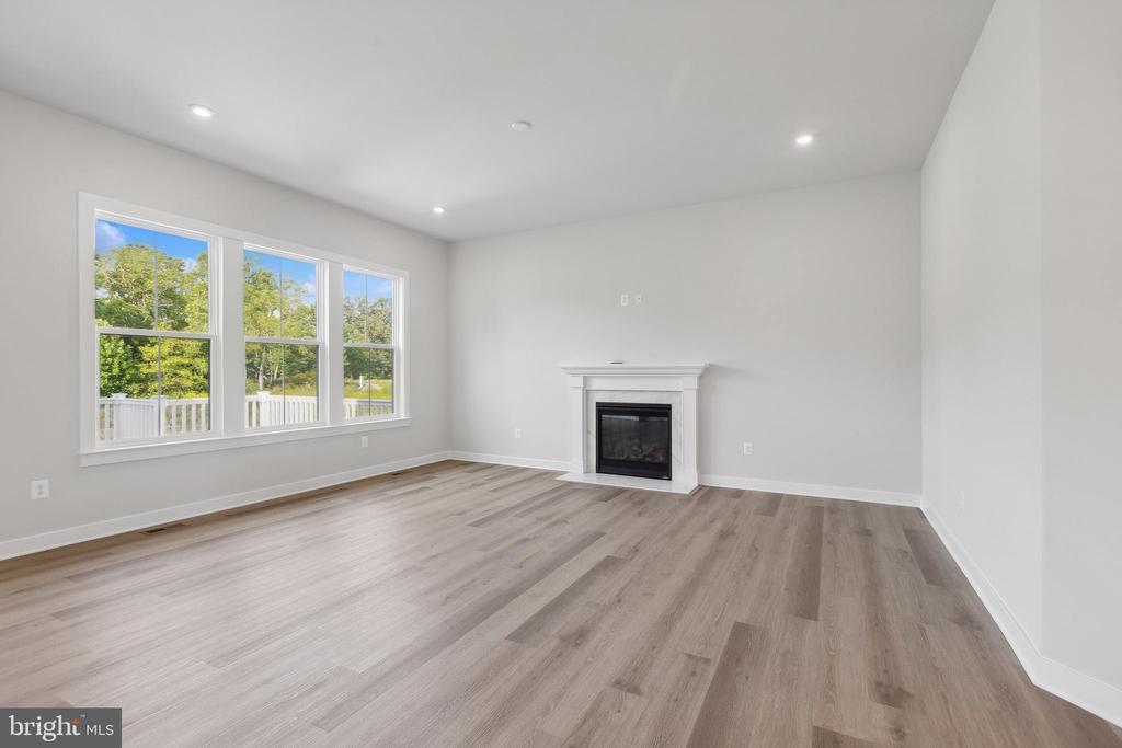 15432 SOLOMON WAY