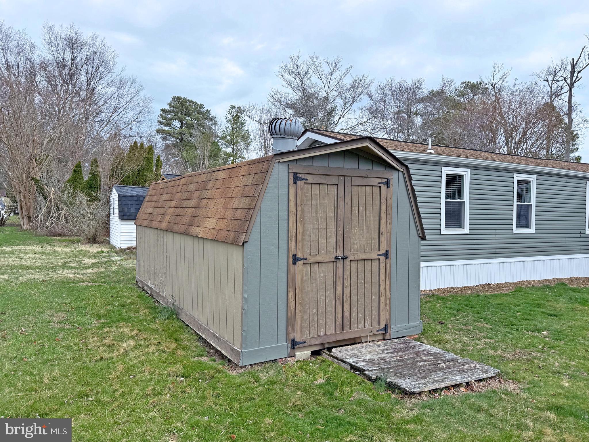 21206 N STREET N-11
