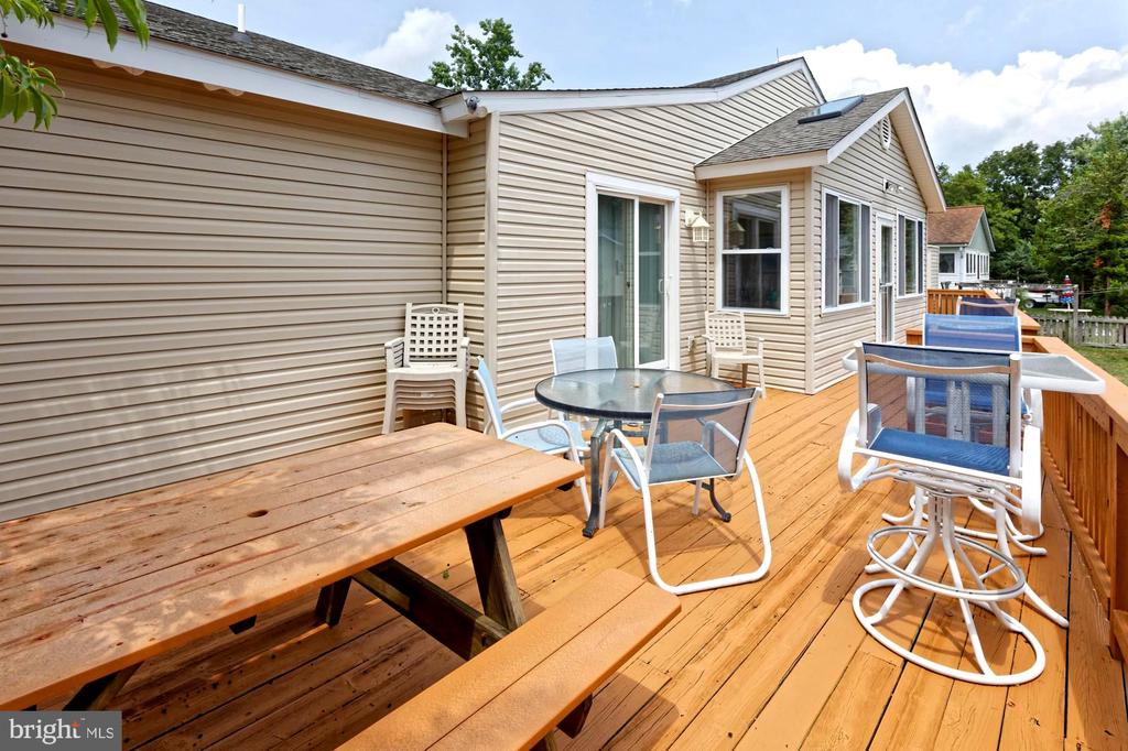 603 LAUREL COURT