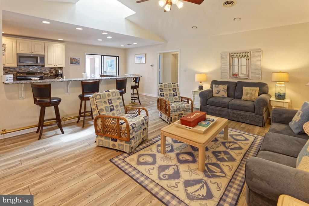 603 LAUREL COURT