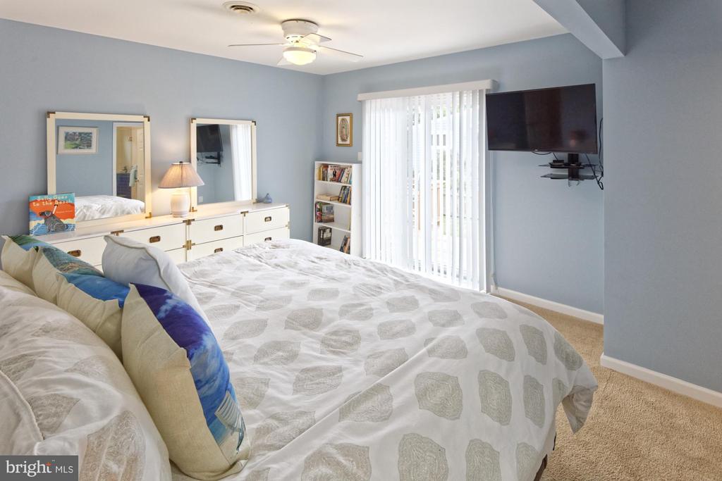 603 LAUREL COURT