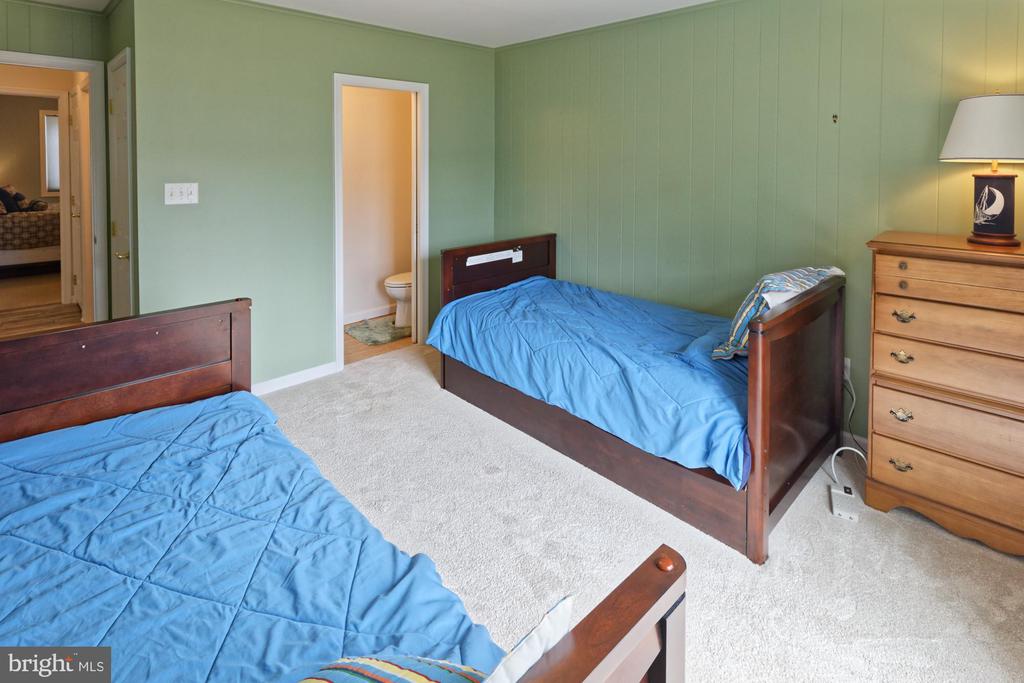 603 LAUREL COURT