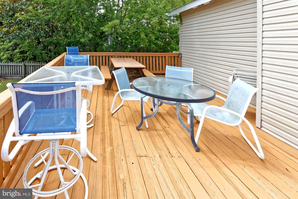 603 LAUREL COURT