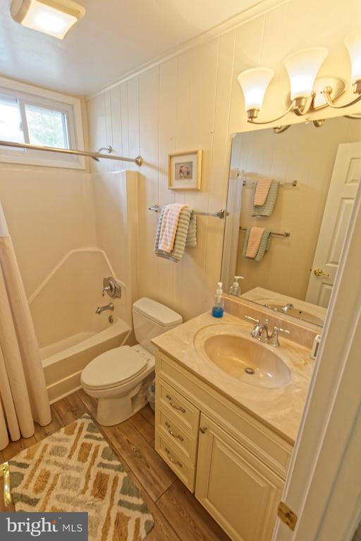 603 LAUREL COURT