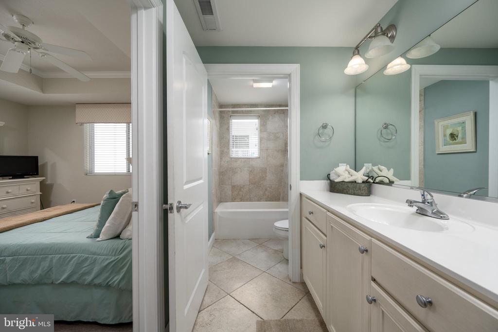 4603 COASTAL HIGHWAY 304