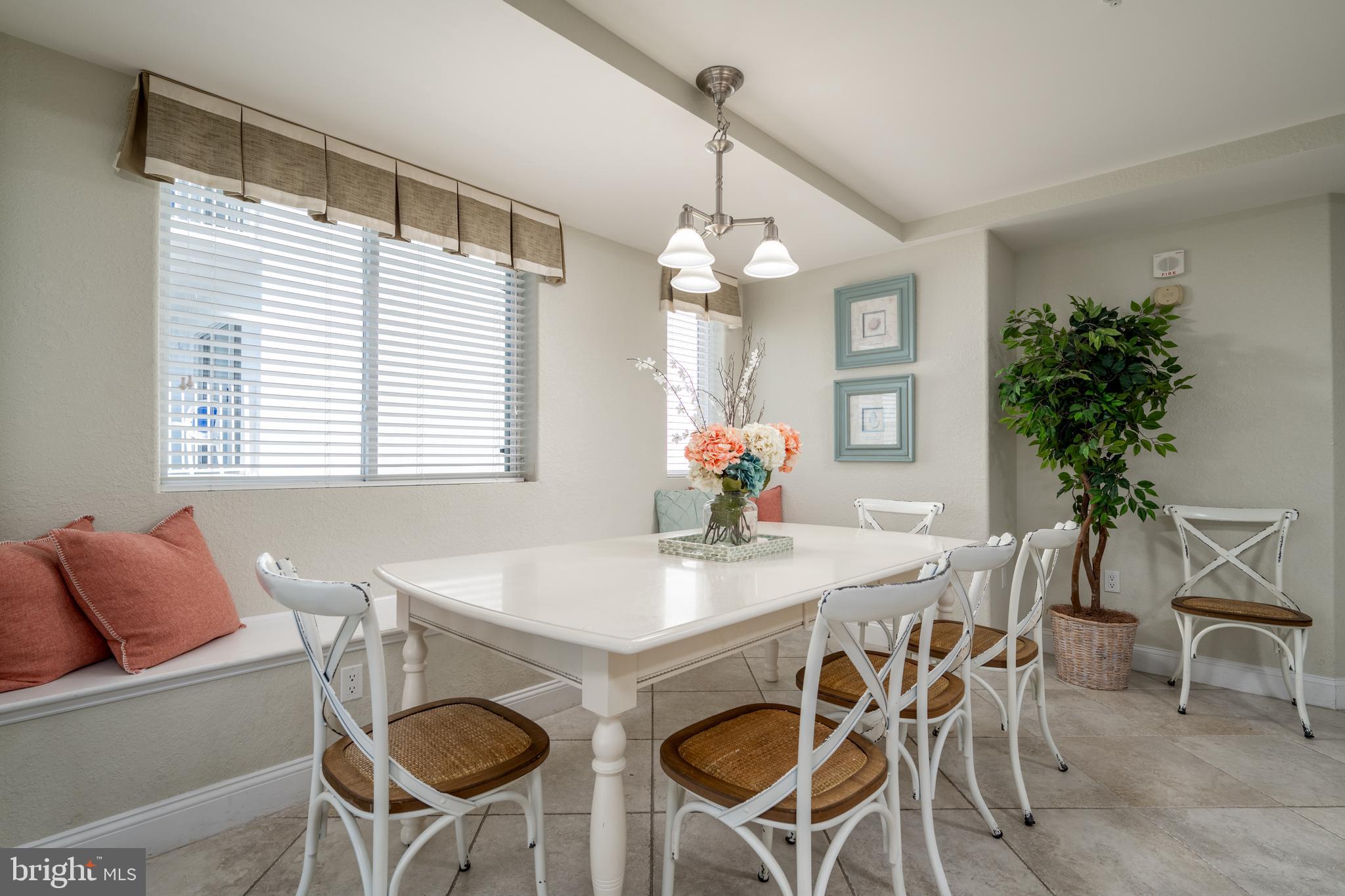 4603 COASTAL HIGHWAY 304