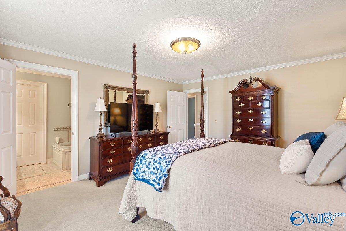 1000 Fielding Circle NW