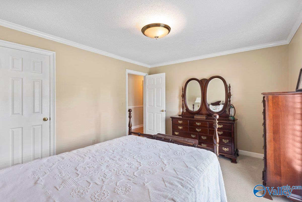 1000 Fielding Circle NW